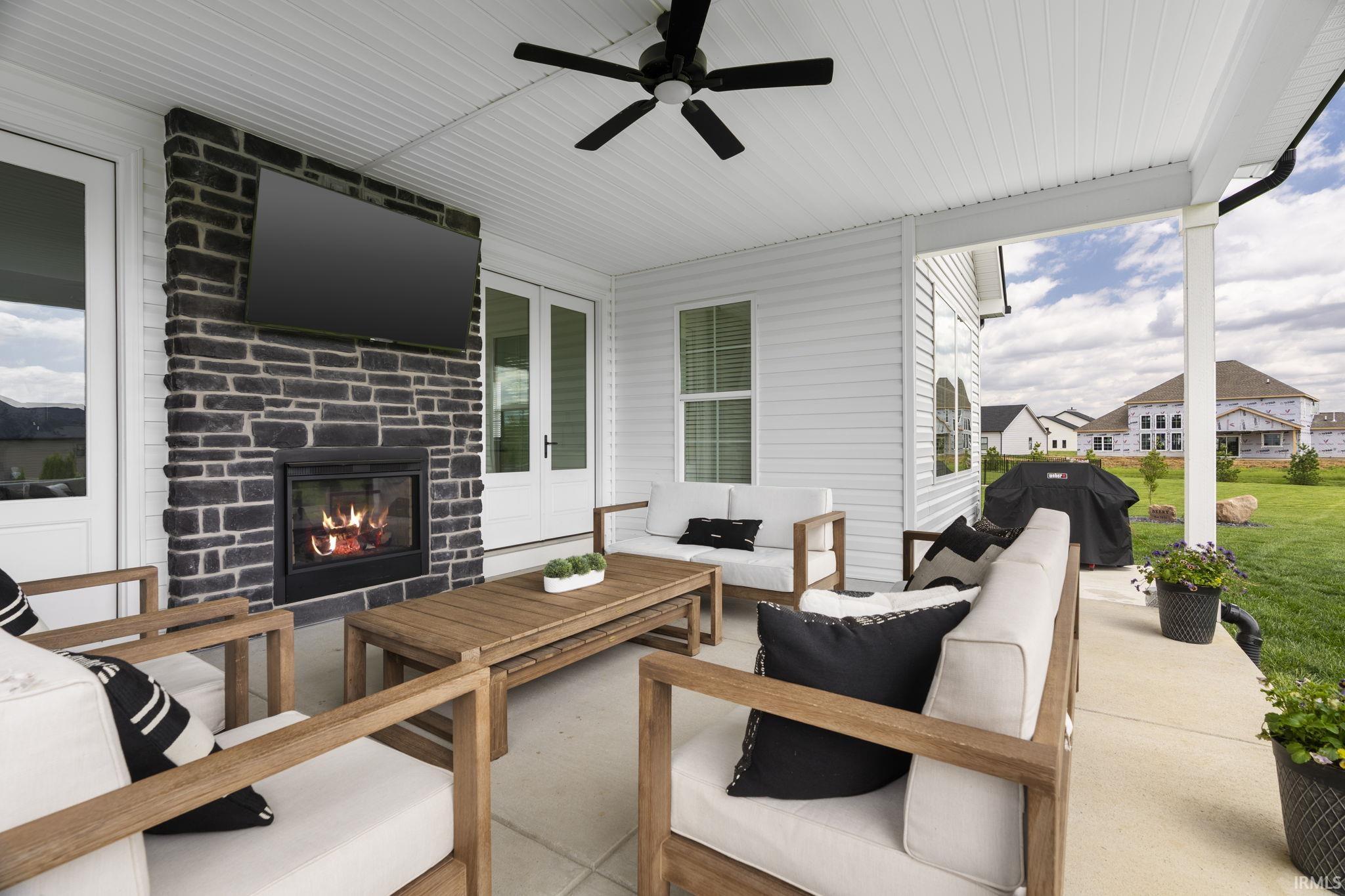 4431 Admirals Cove Drive