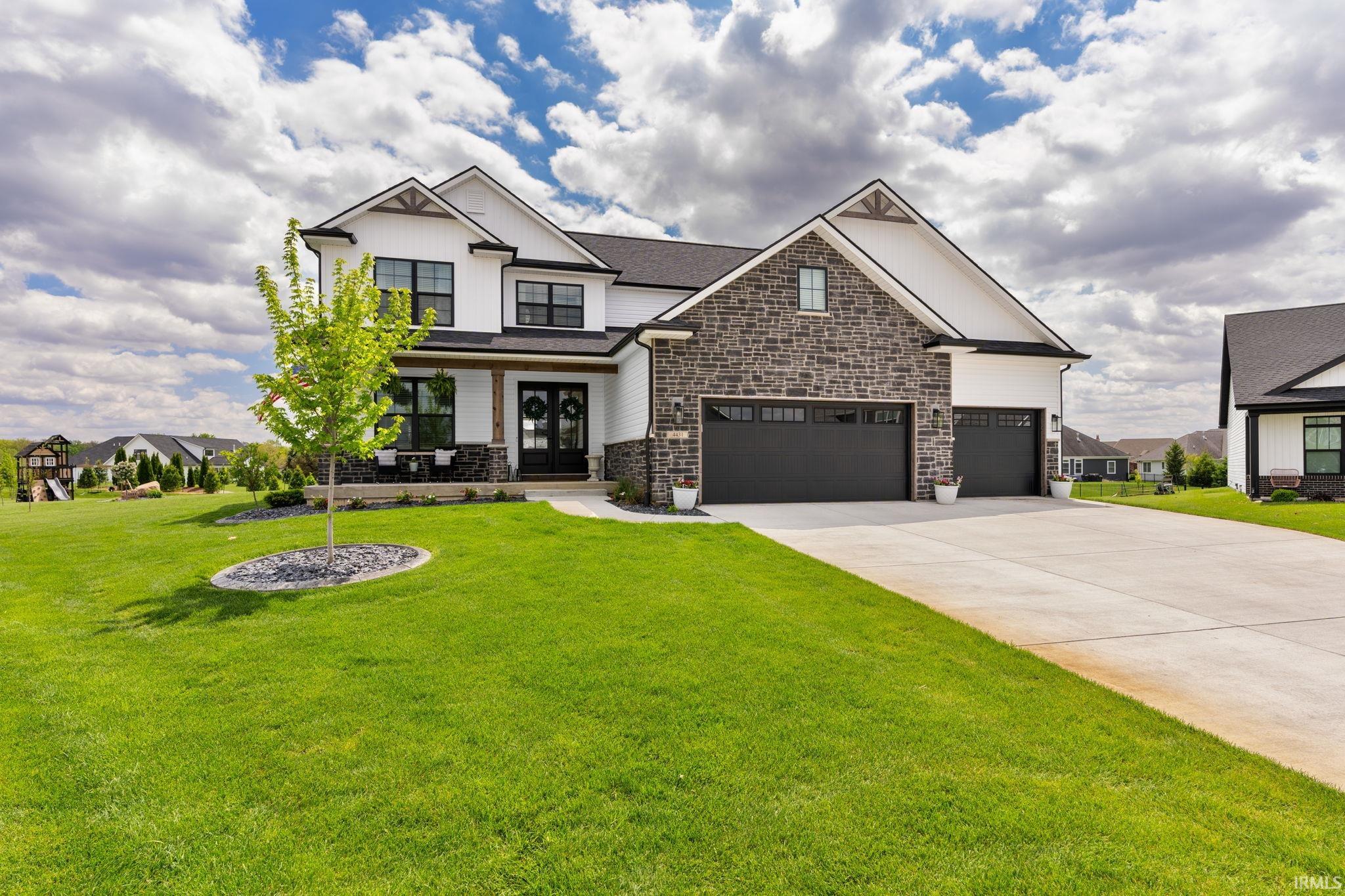 4431 Admirals Cove Drive