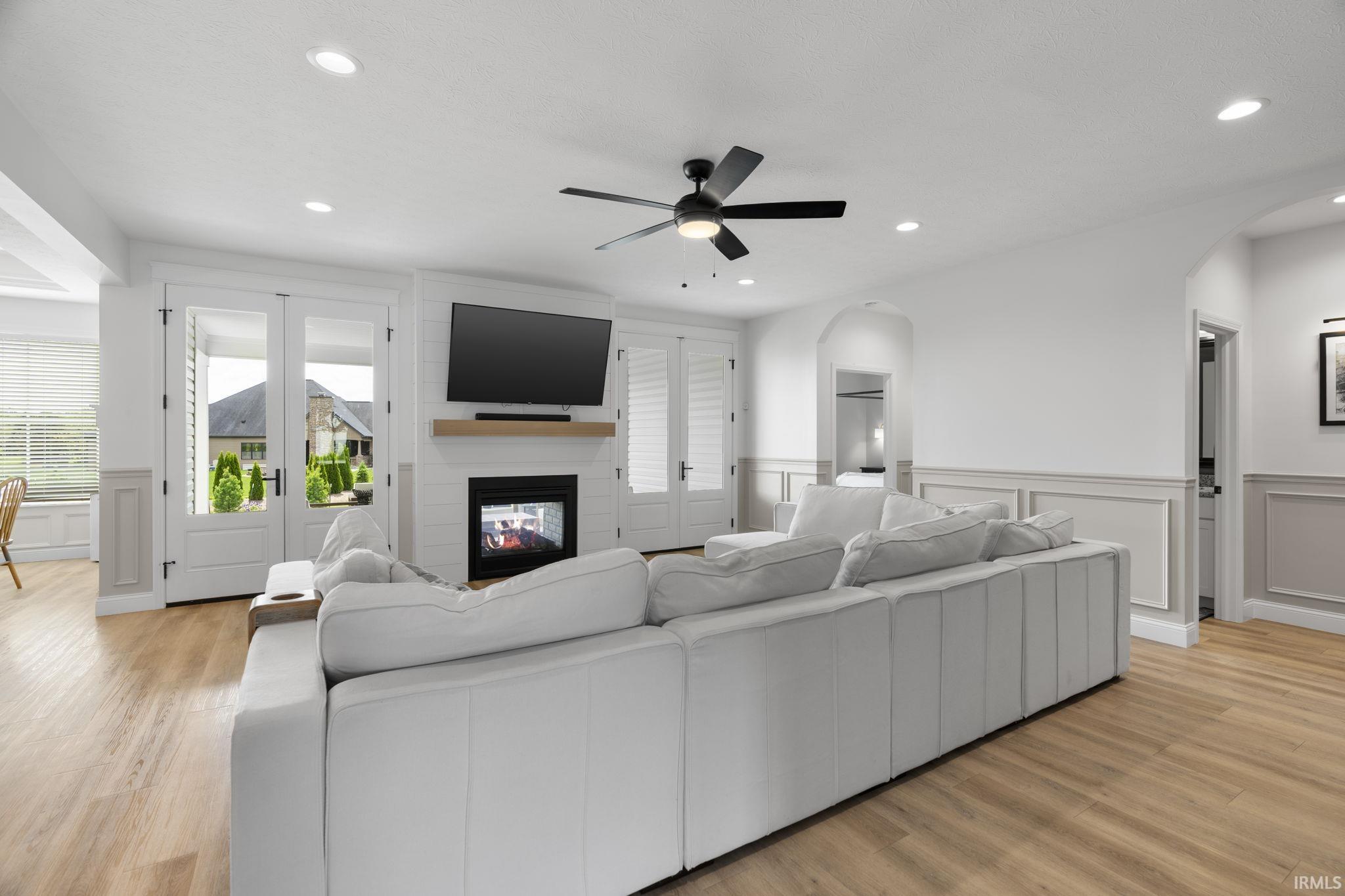 4431 Admirals Cove Drive