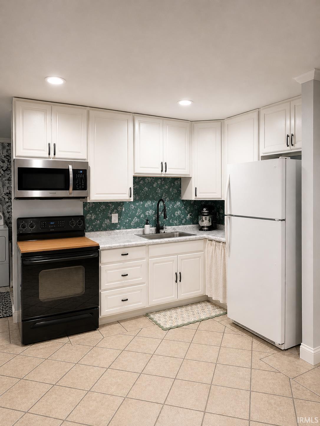 85 Creekview Court