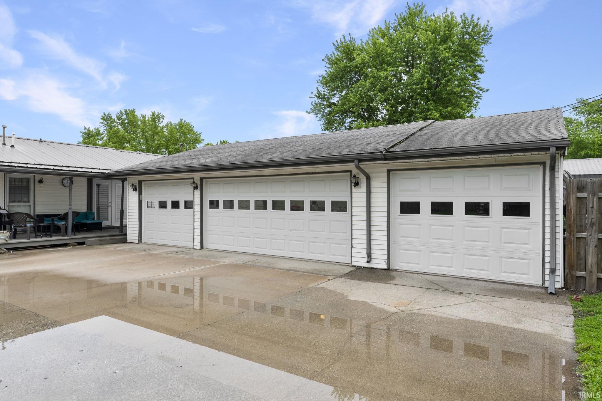 310 E 12TH Street