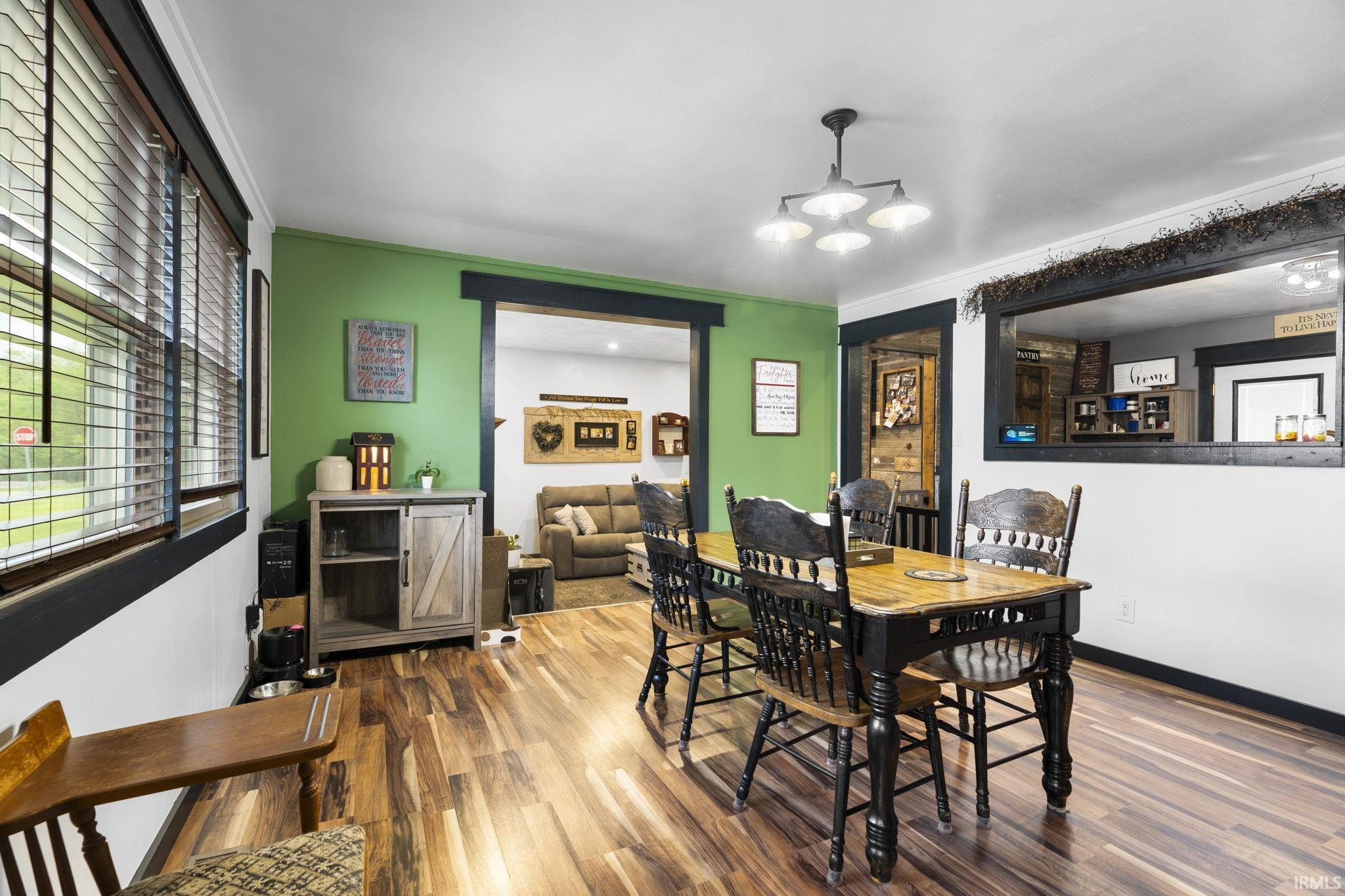 310 E 12TH Street