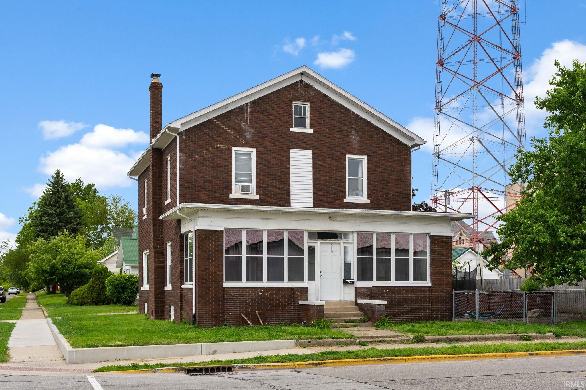214 W Washington Street