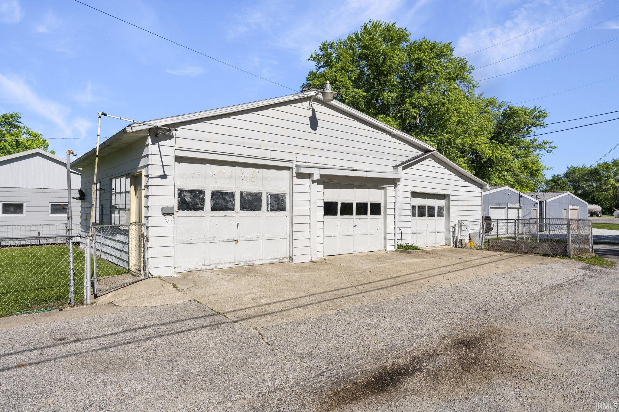 406 A&B Marion Street