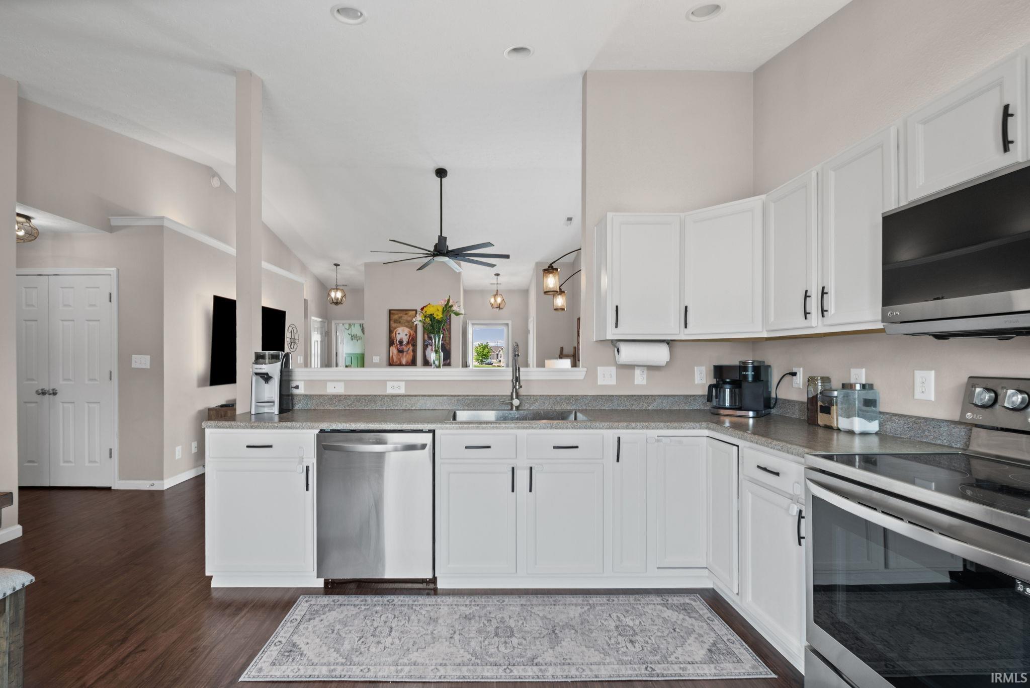 3102 Daugherty Drive