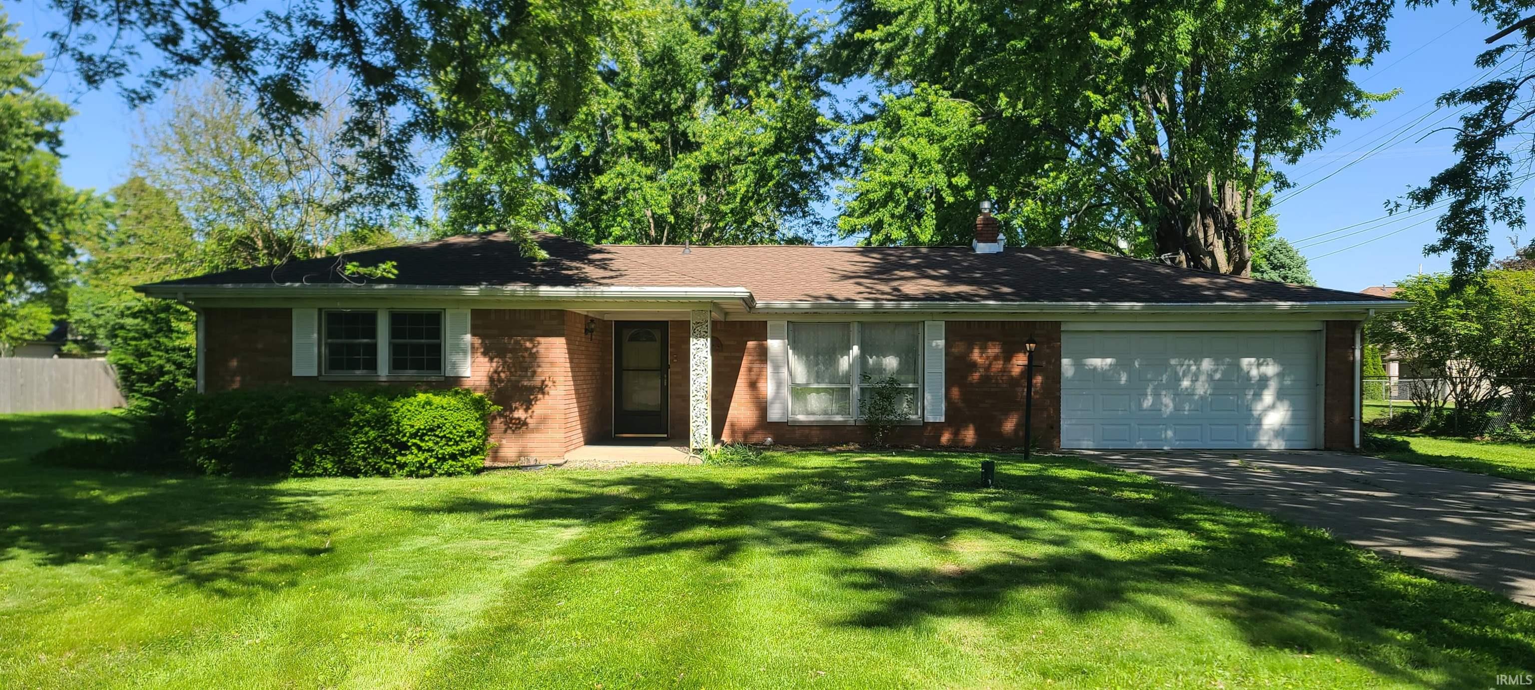 1282 E Meadowbrook Drive