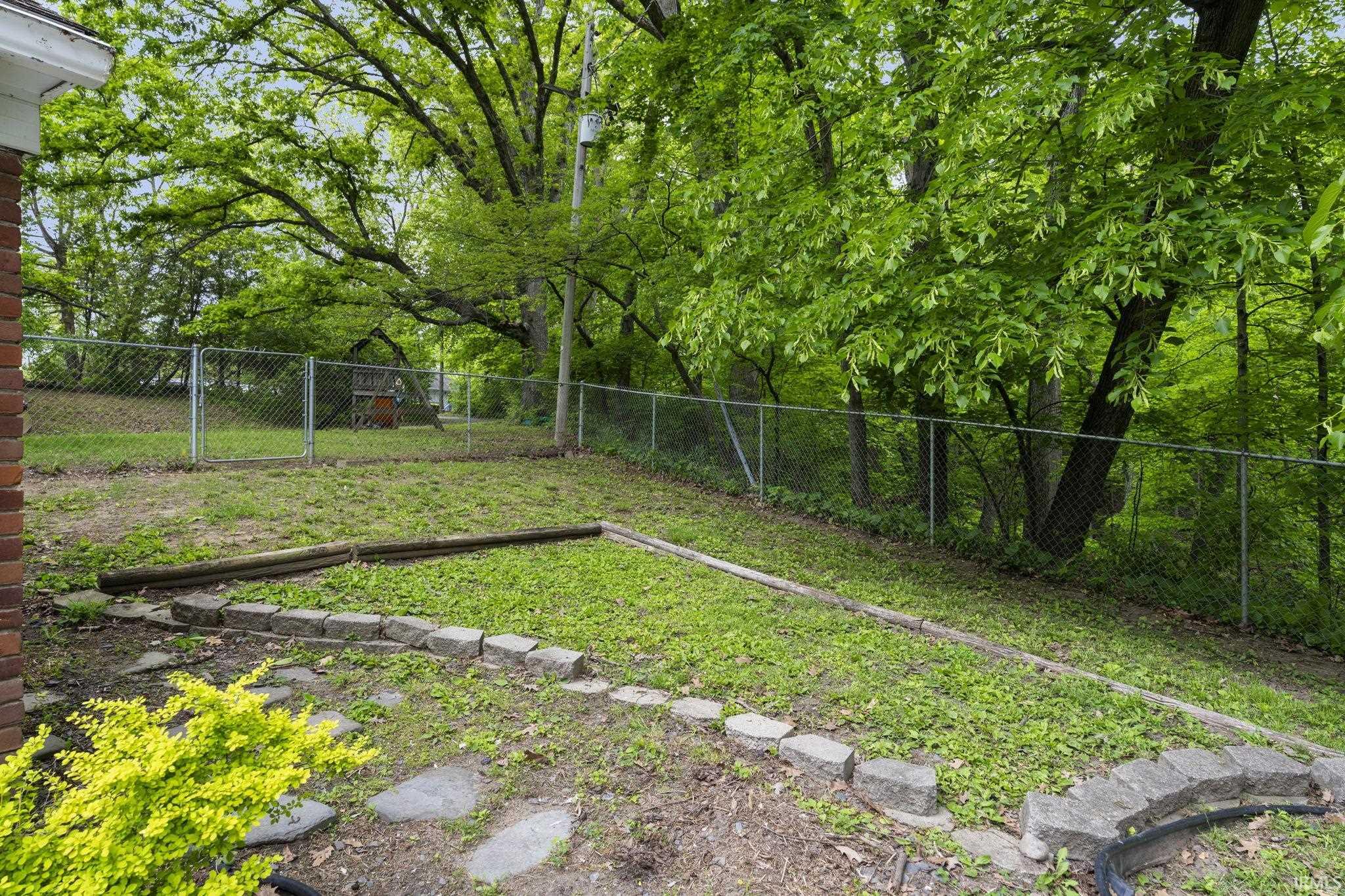 1509 Tioga Ravine