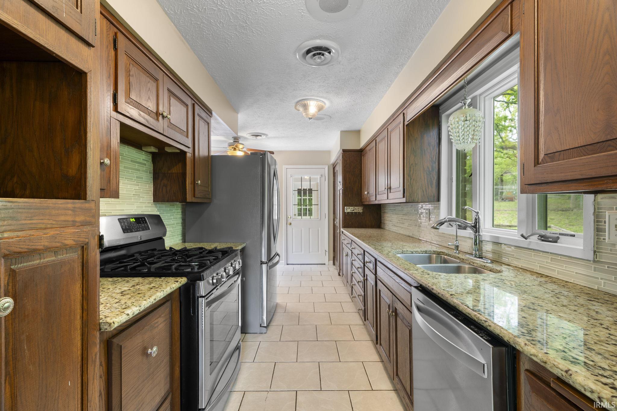 1509 Tioga Ravine