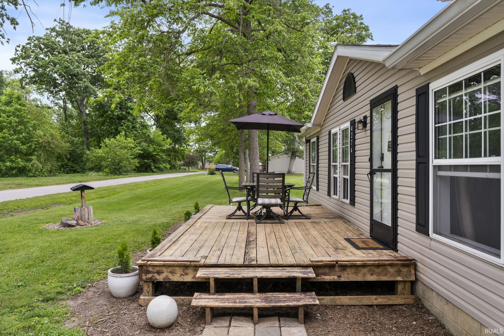 4274 N Raccoon Circle