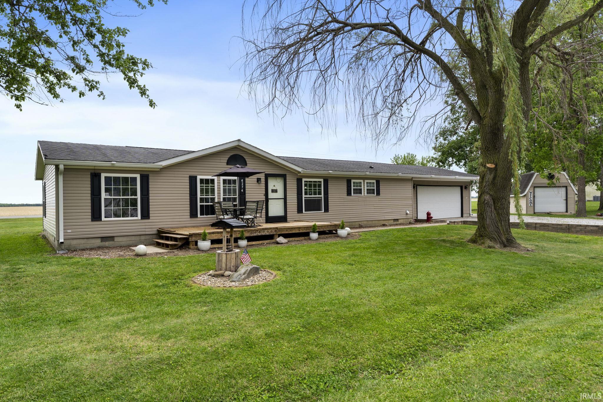 4274 N Raccoon Circle