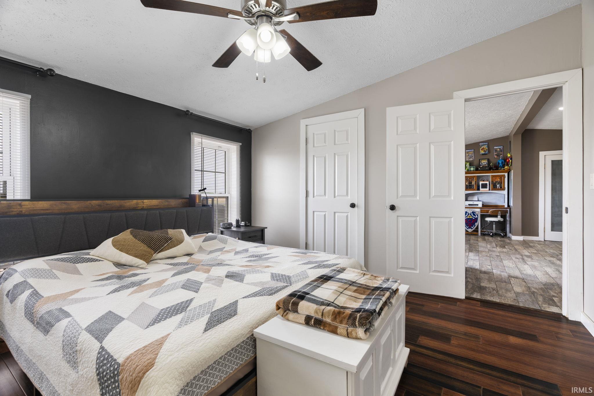 4274 N Raccoon Circle