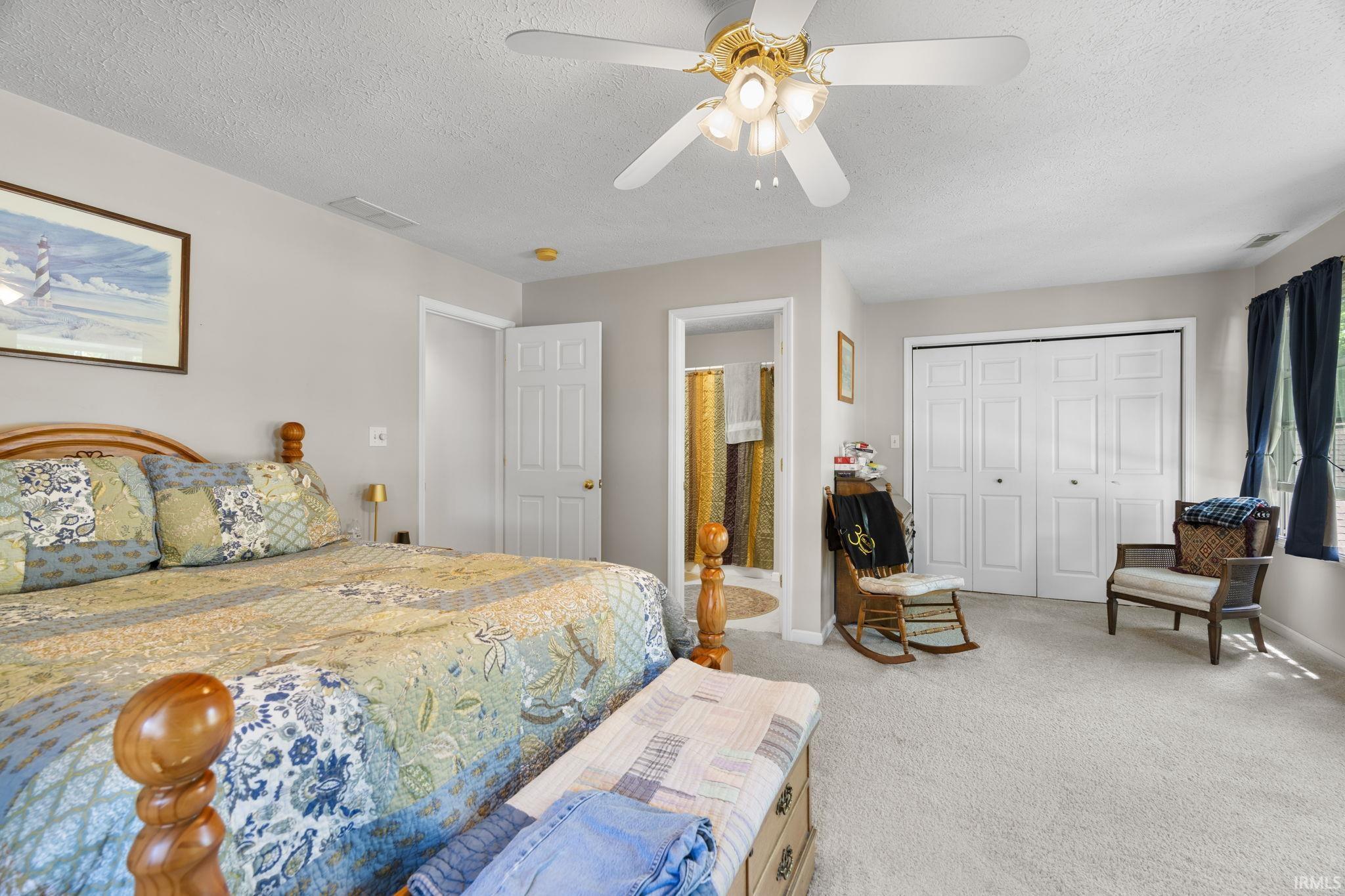 12135 N Upper Lake Shore