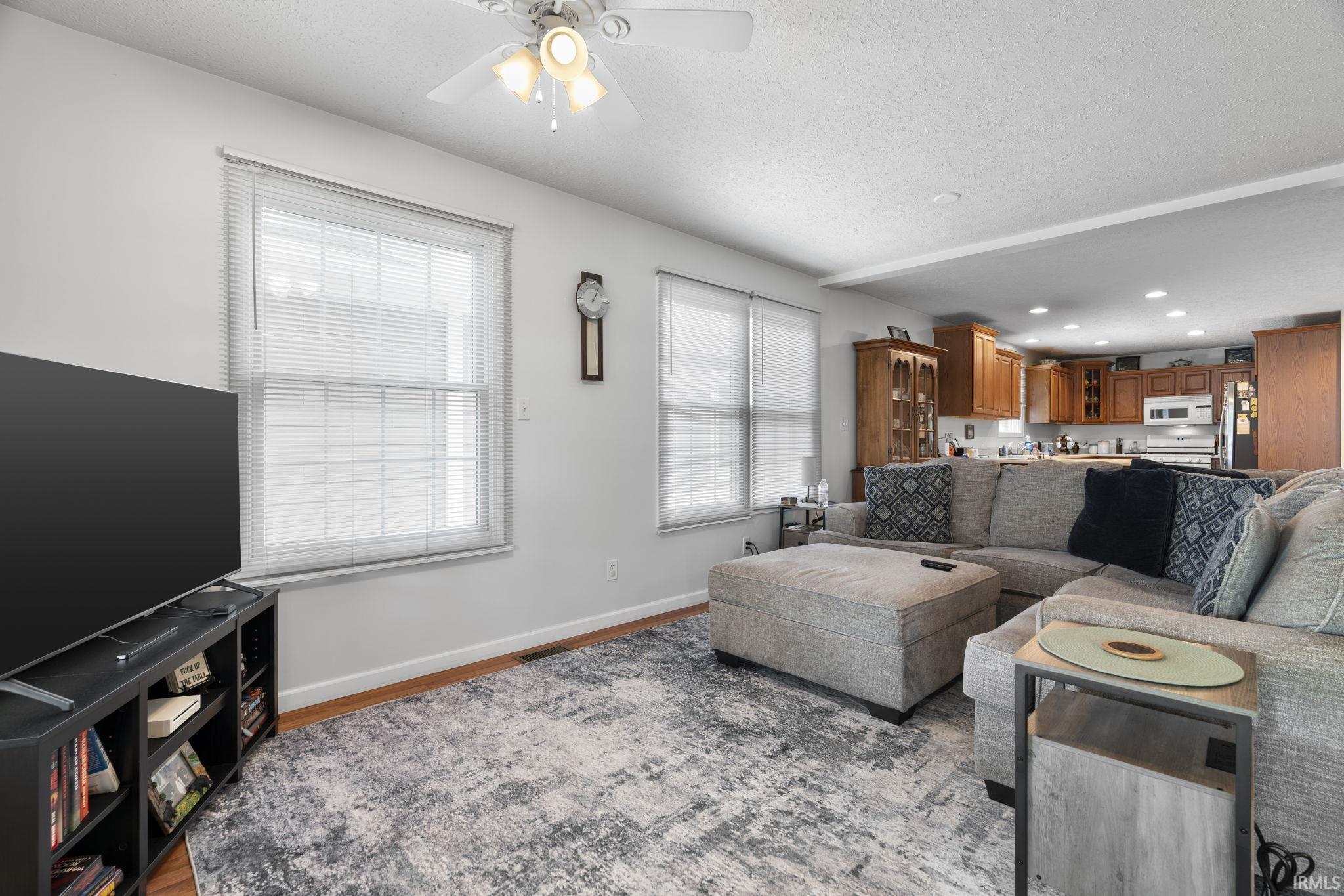 12135 N Upper Lake Shore