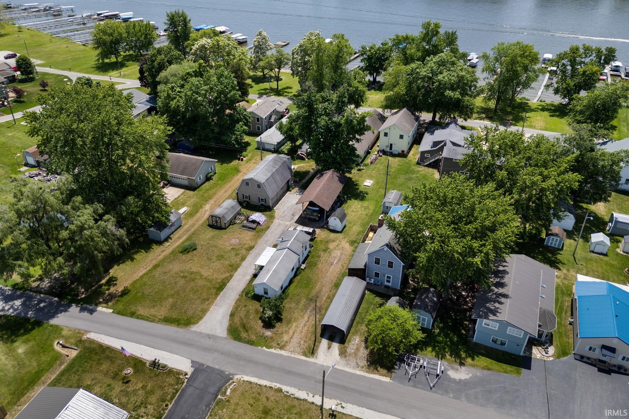 12135 N Upper Lake Shore
