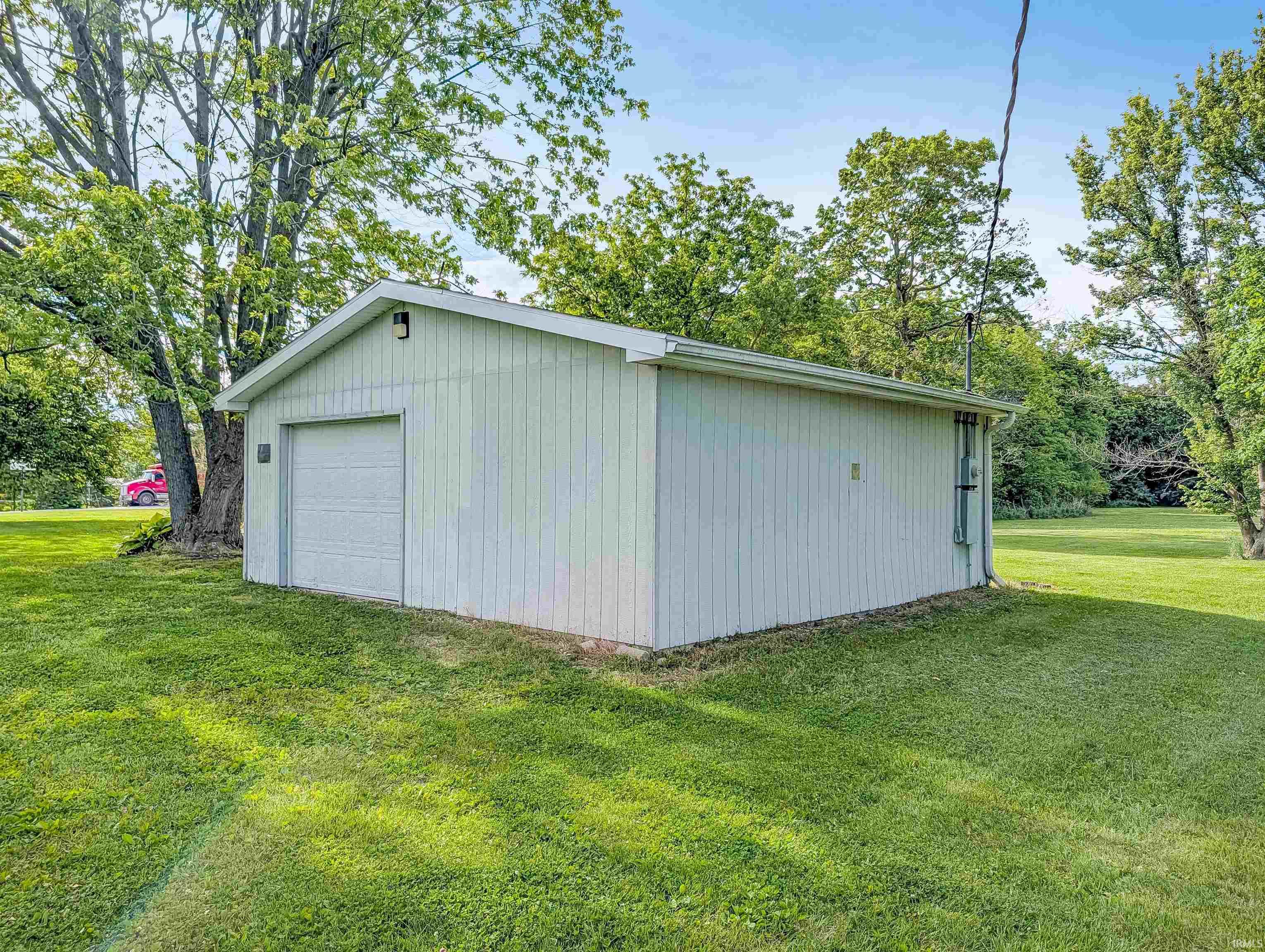 4196 E County Road 250