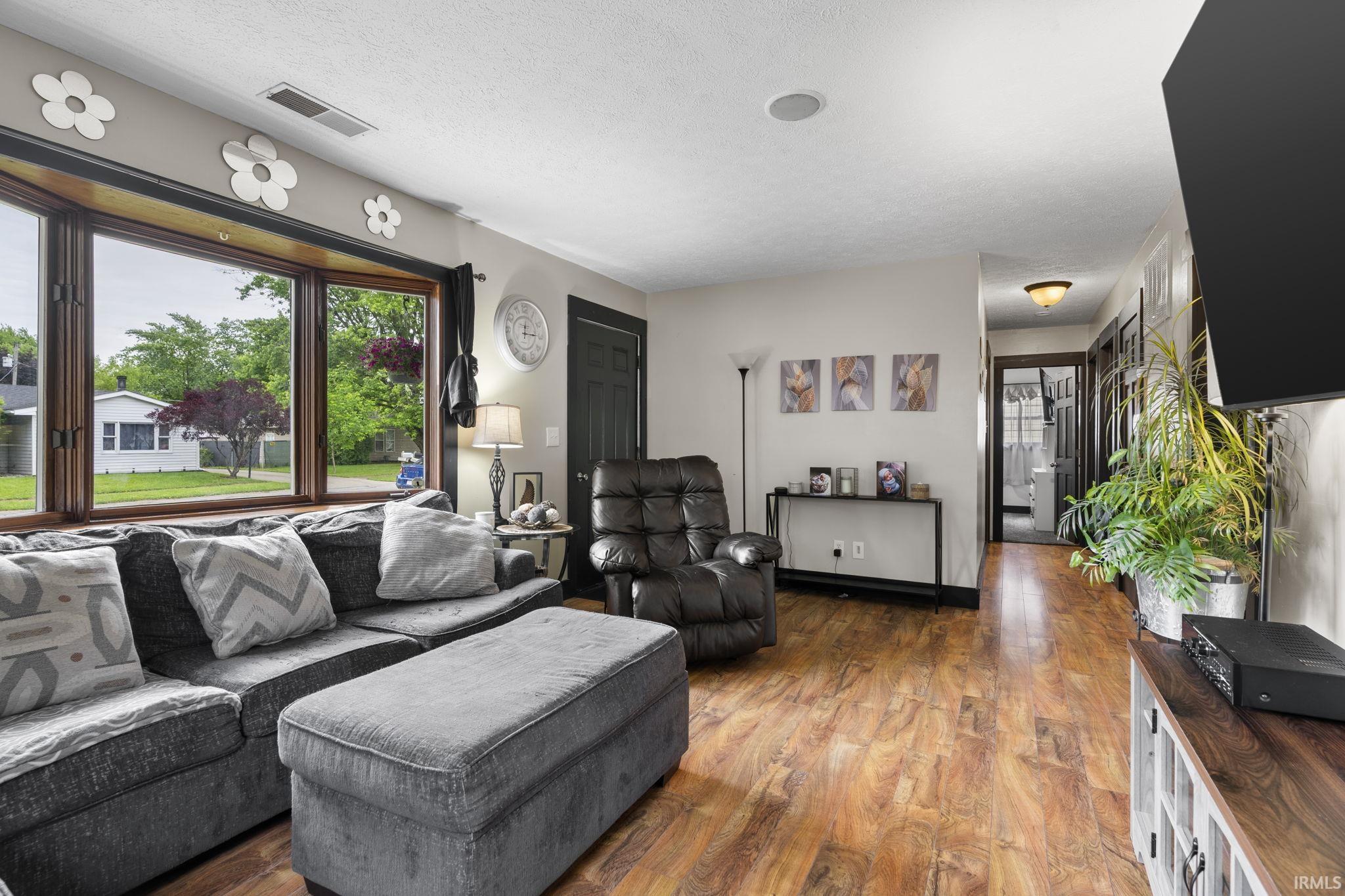 5203 Algonquin Trail