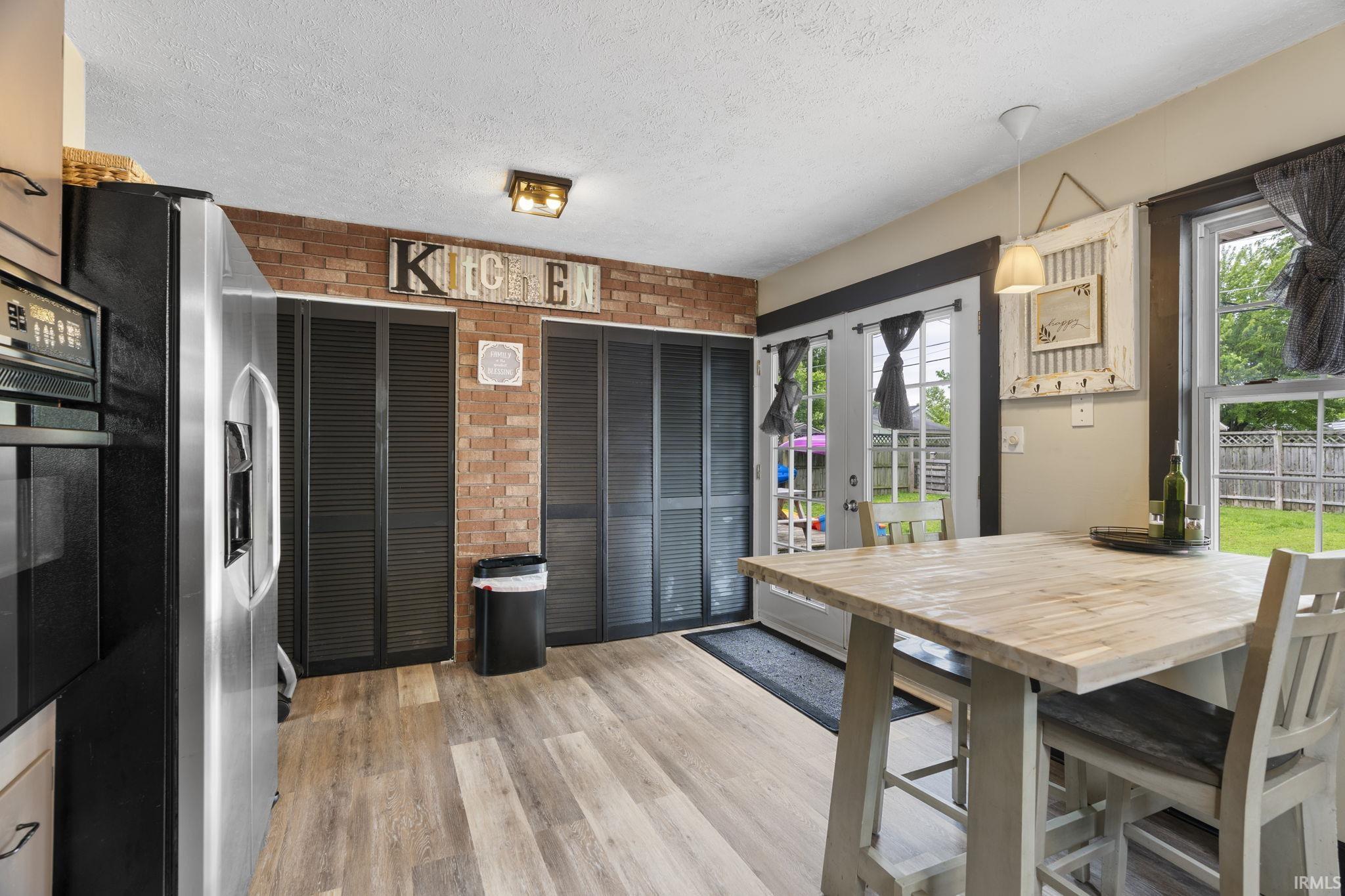 5203 Algonquin Trail