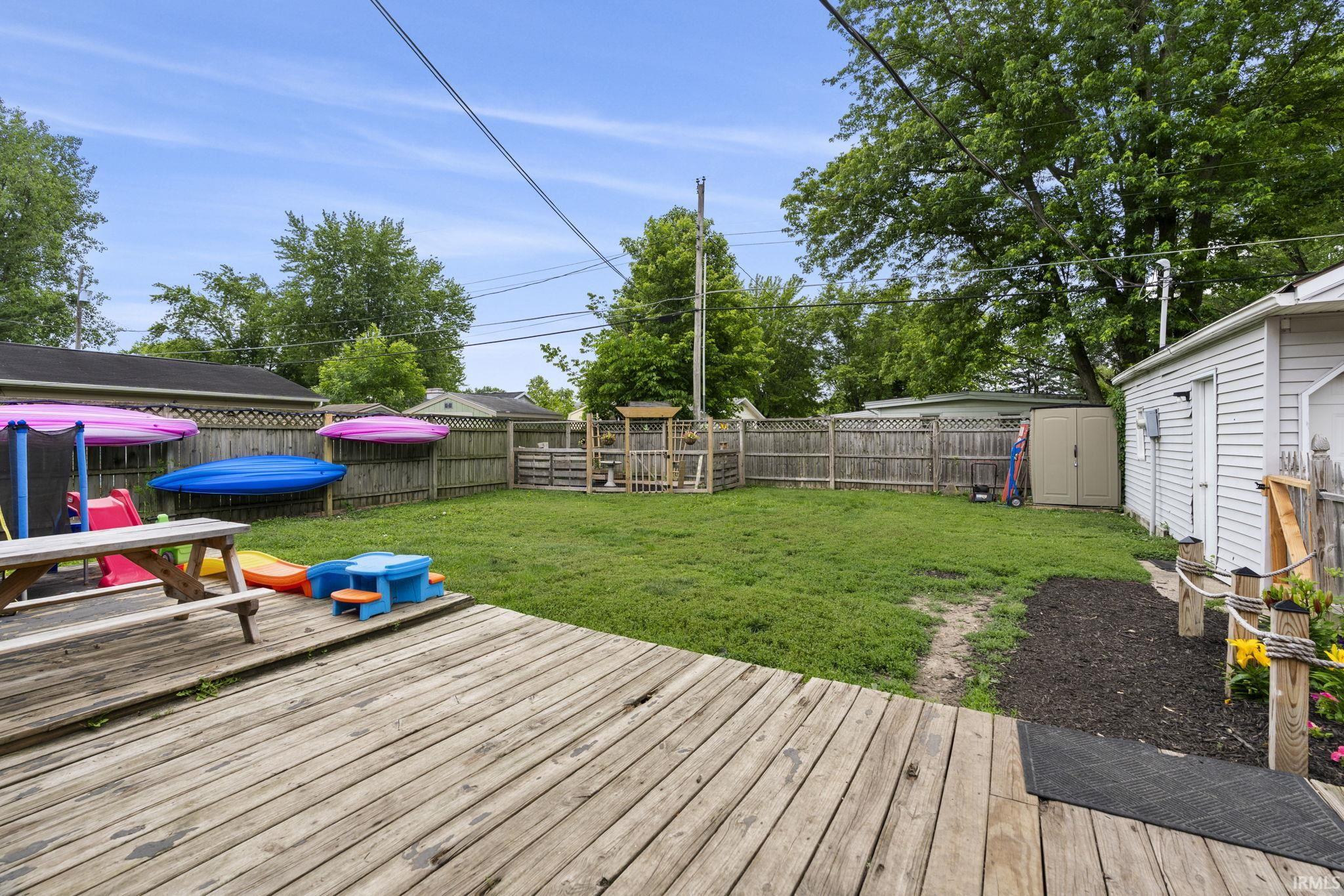 5203 Algonquin Trail