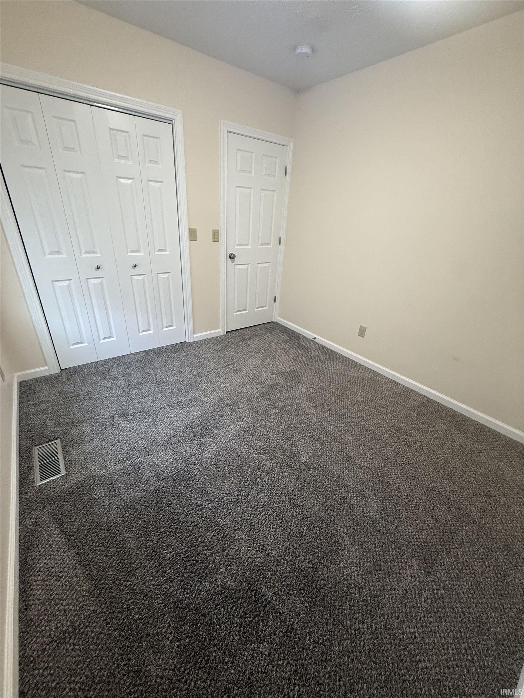 1102 Myrtle Streets