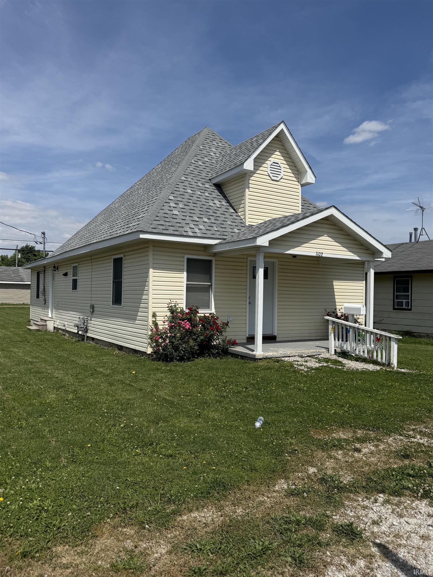 1102 Myrtle Streets