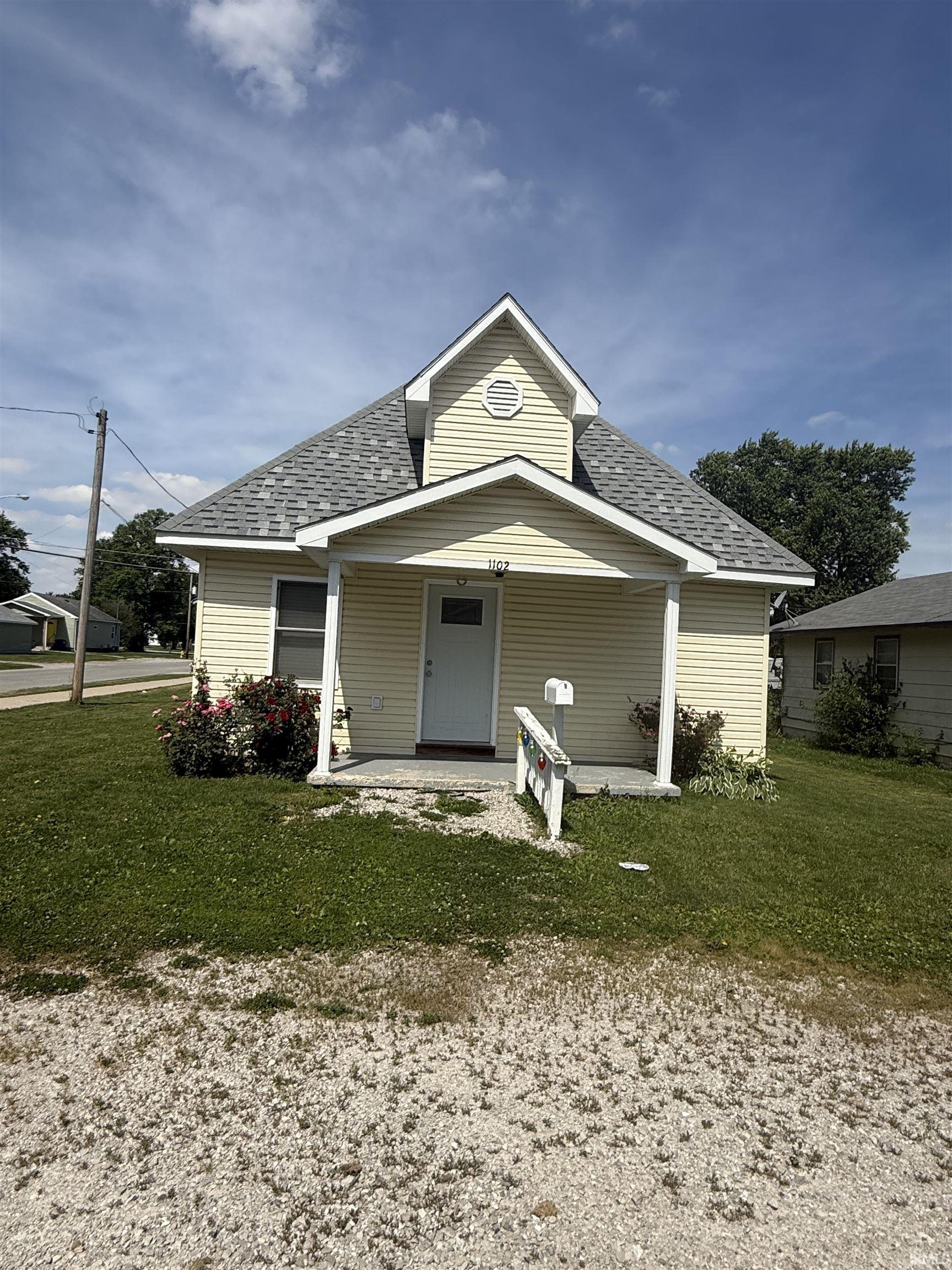 1102 Myrtle Streets