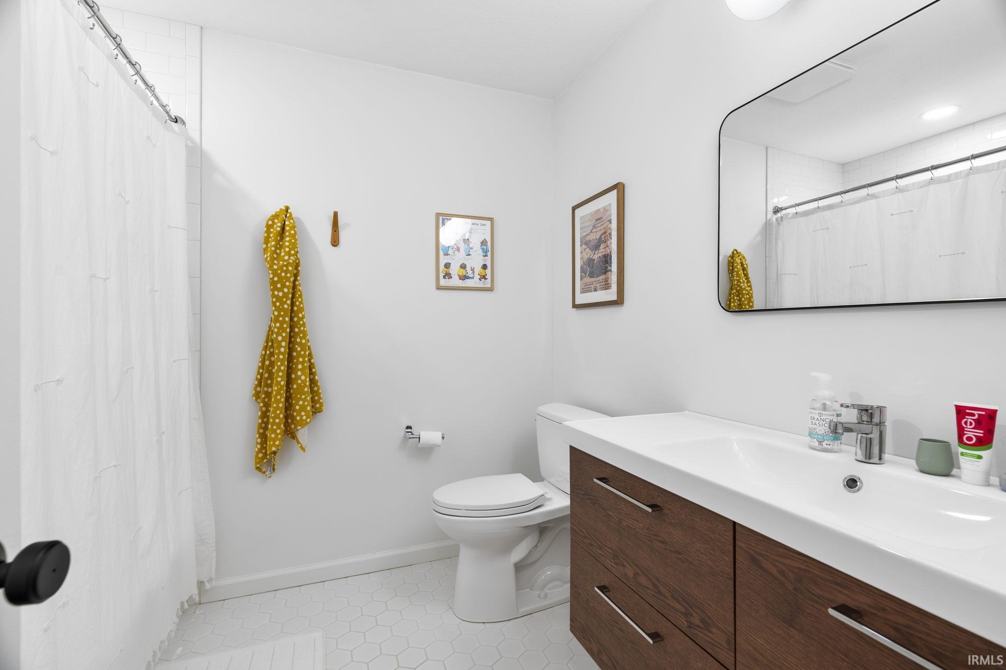 125 Tamiami Trail