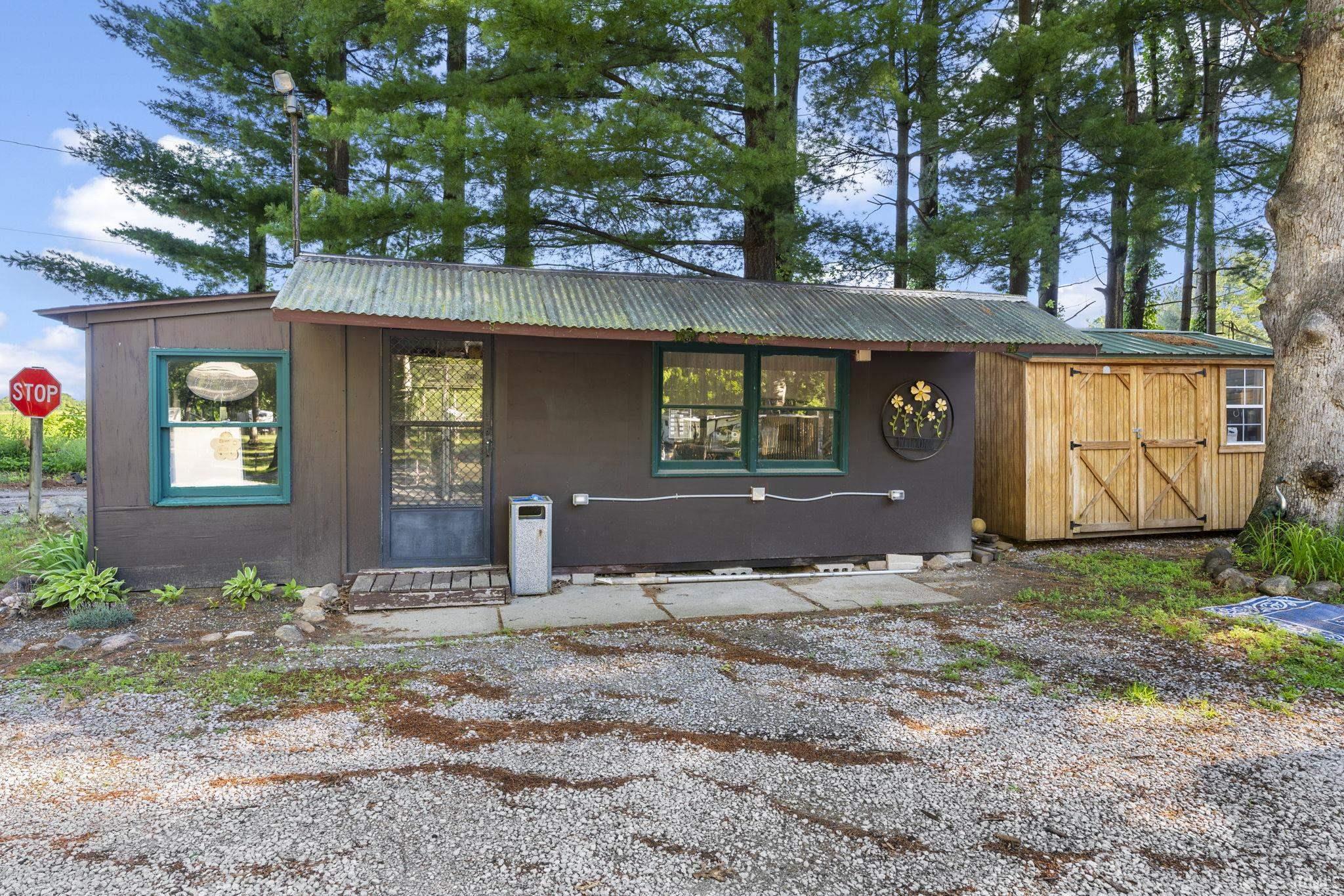 8040 E Tall Oaks Street