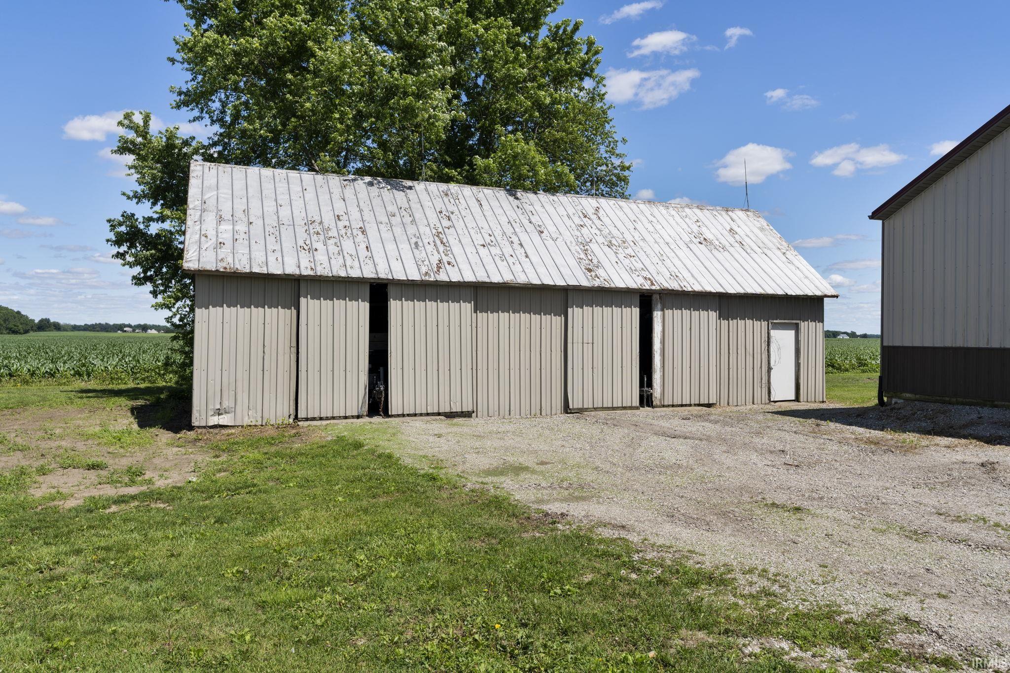 6253 N County Rd 300 W Road