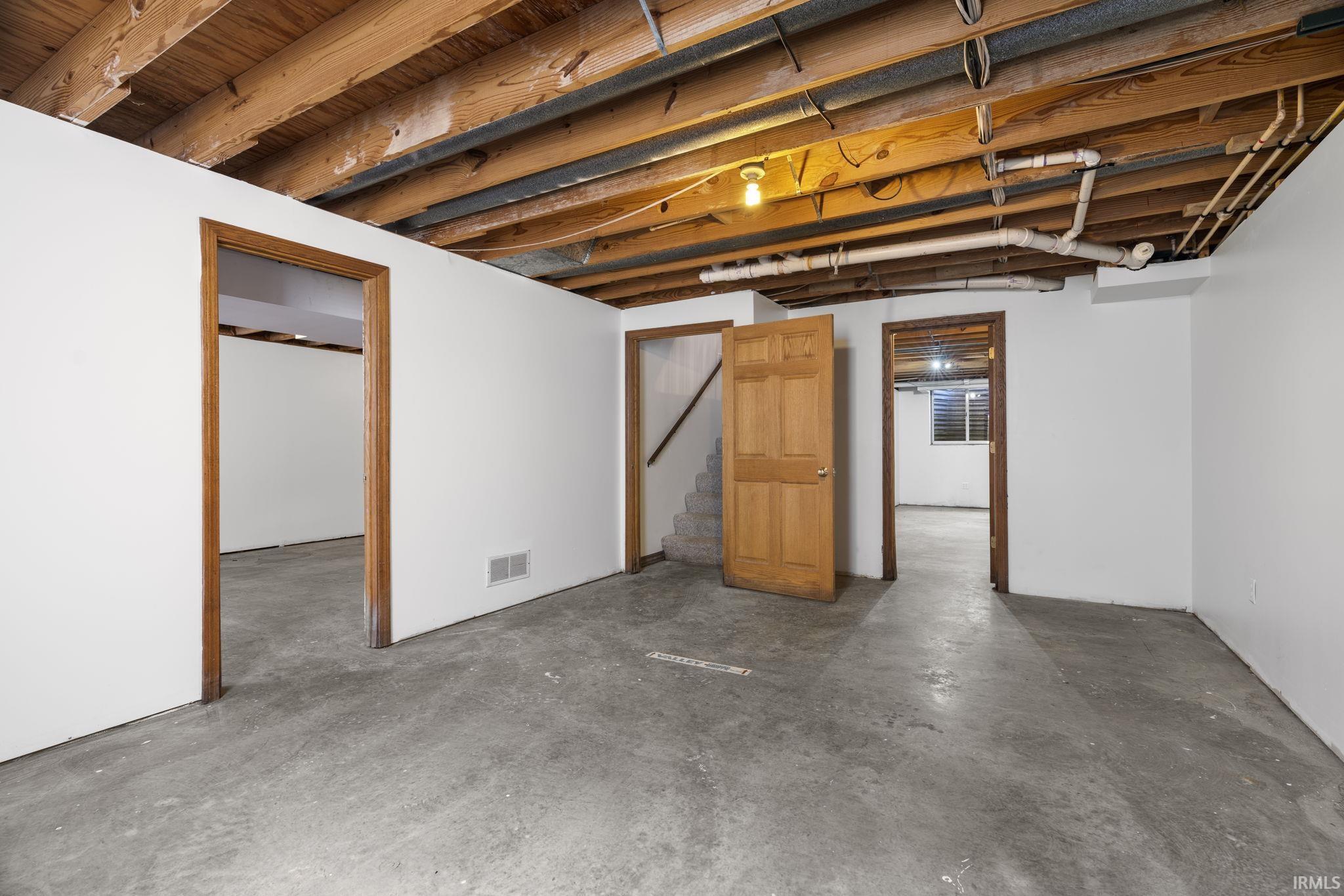 6253 N County Rd 300 W Road