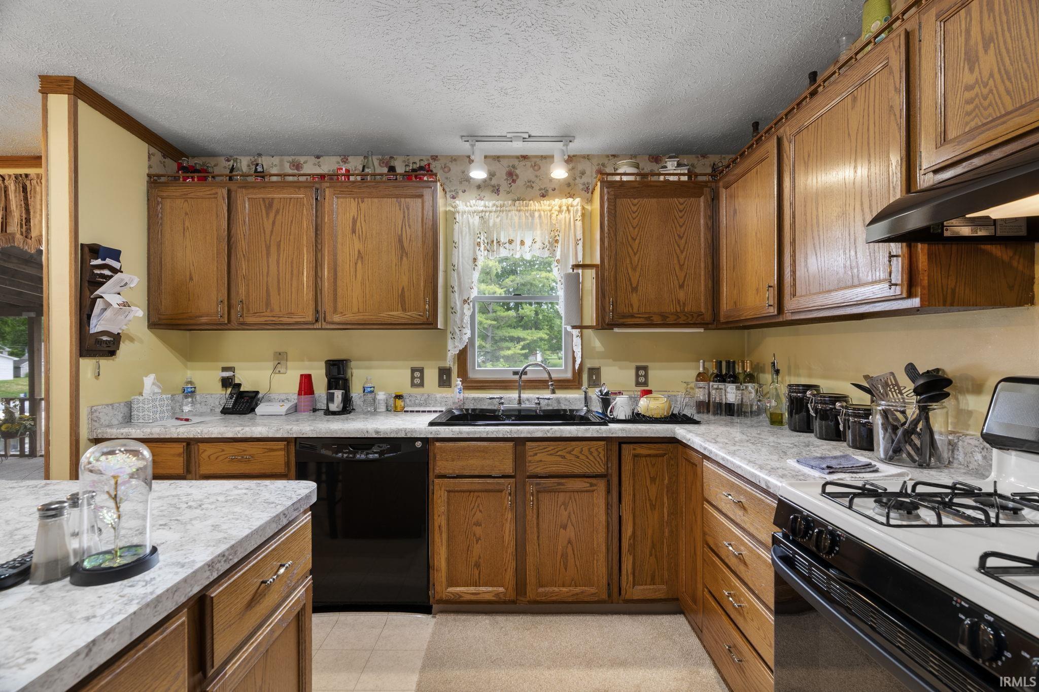 11016 N Landing Road