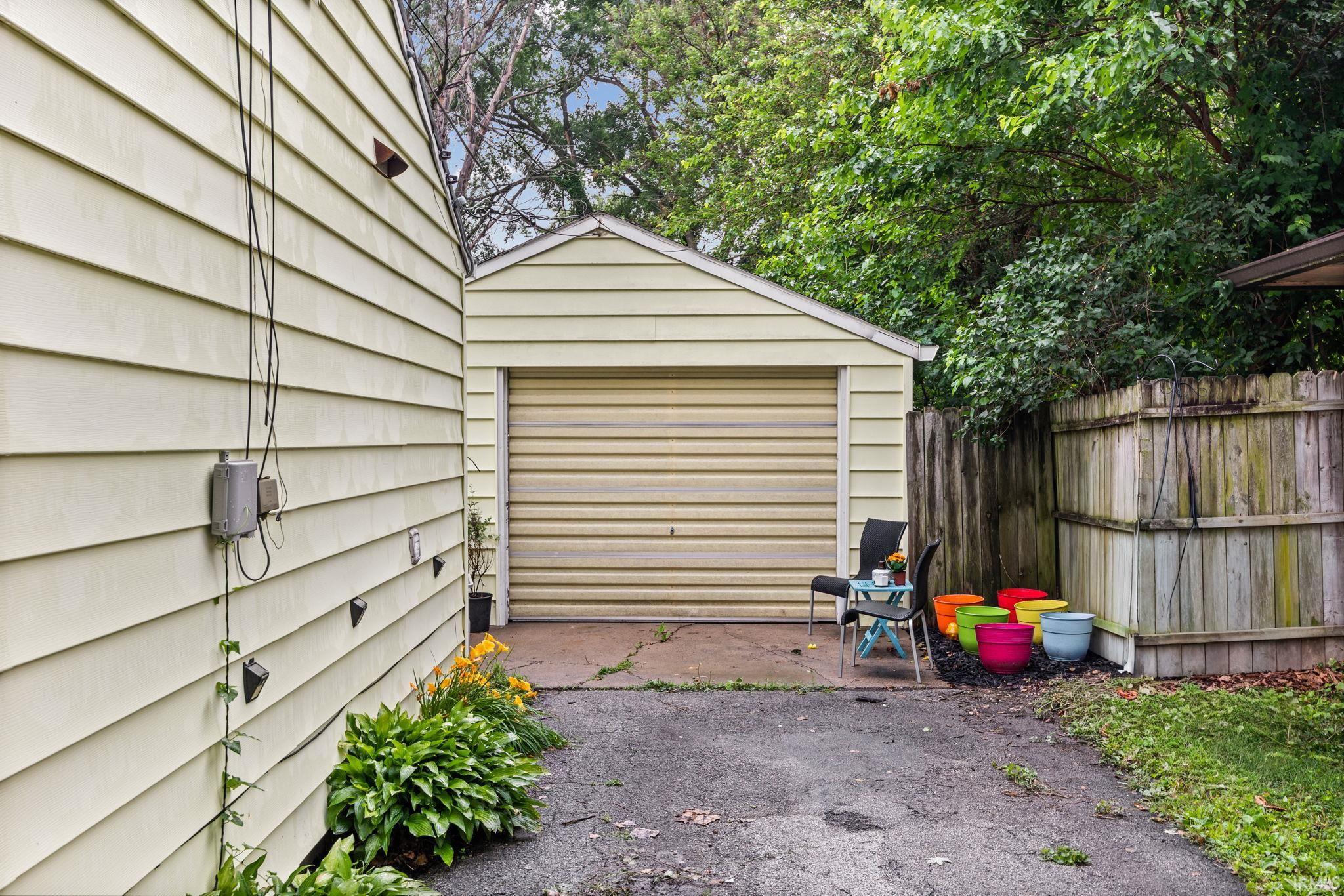 2405 Foxhall Drive