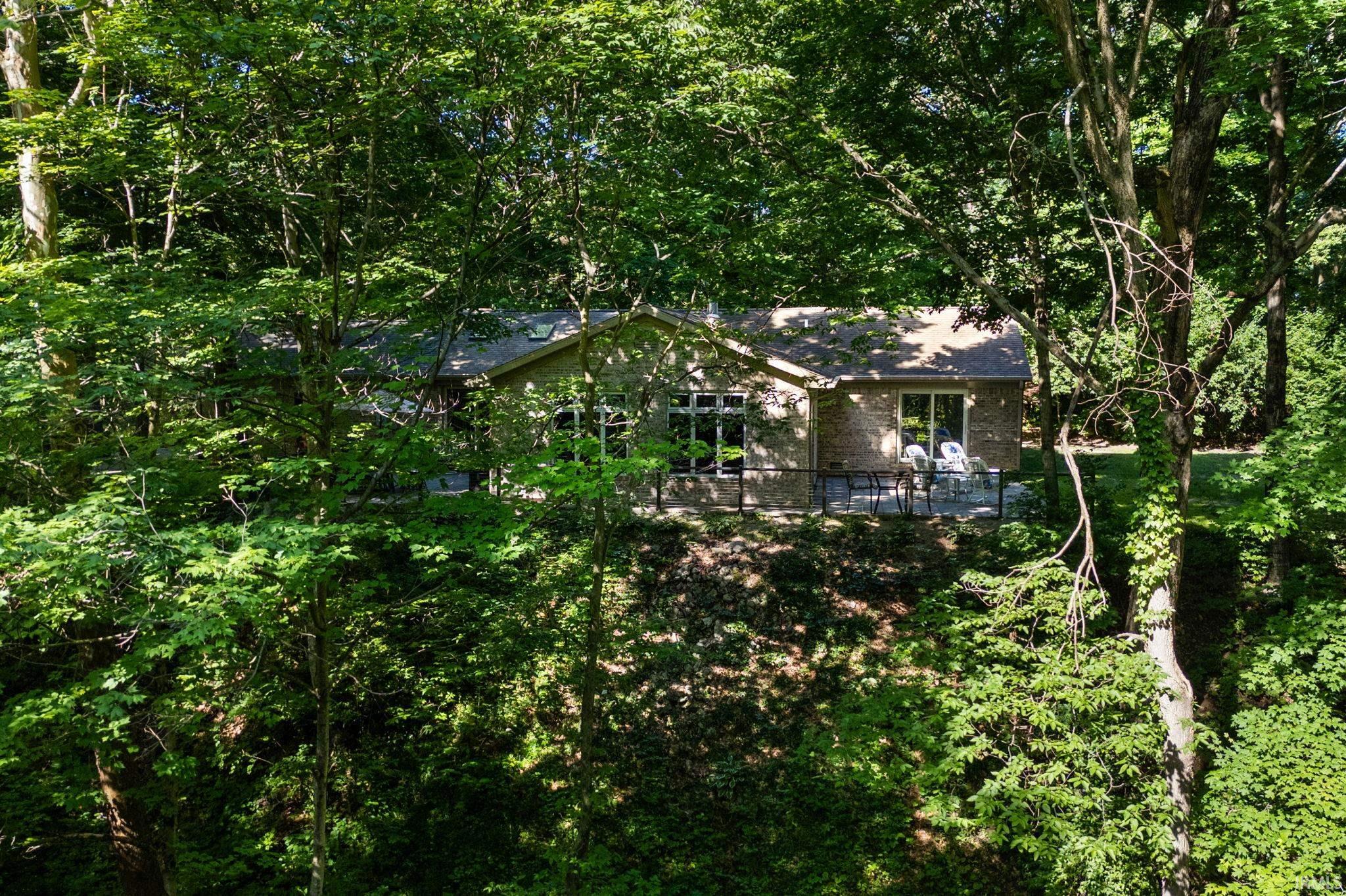 8900 Kirkridge Lane