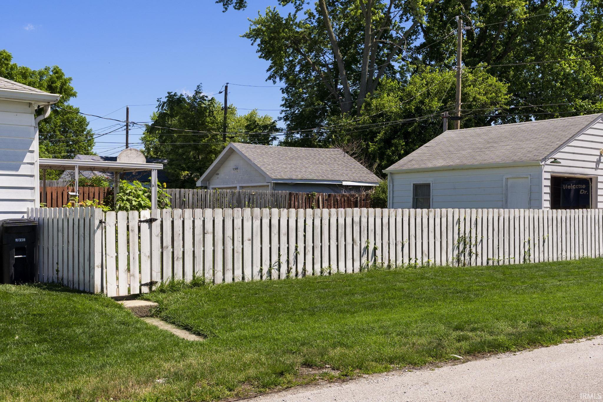 733 S 27th Street