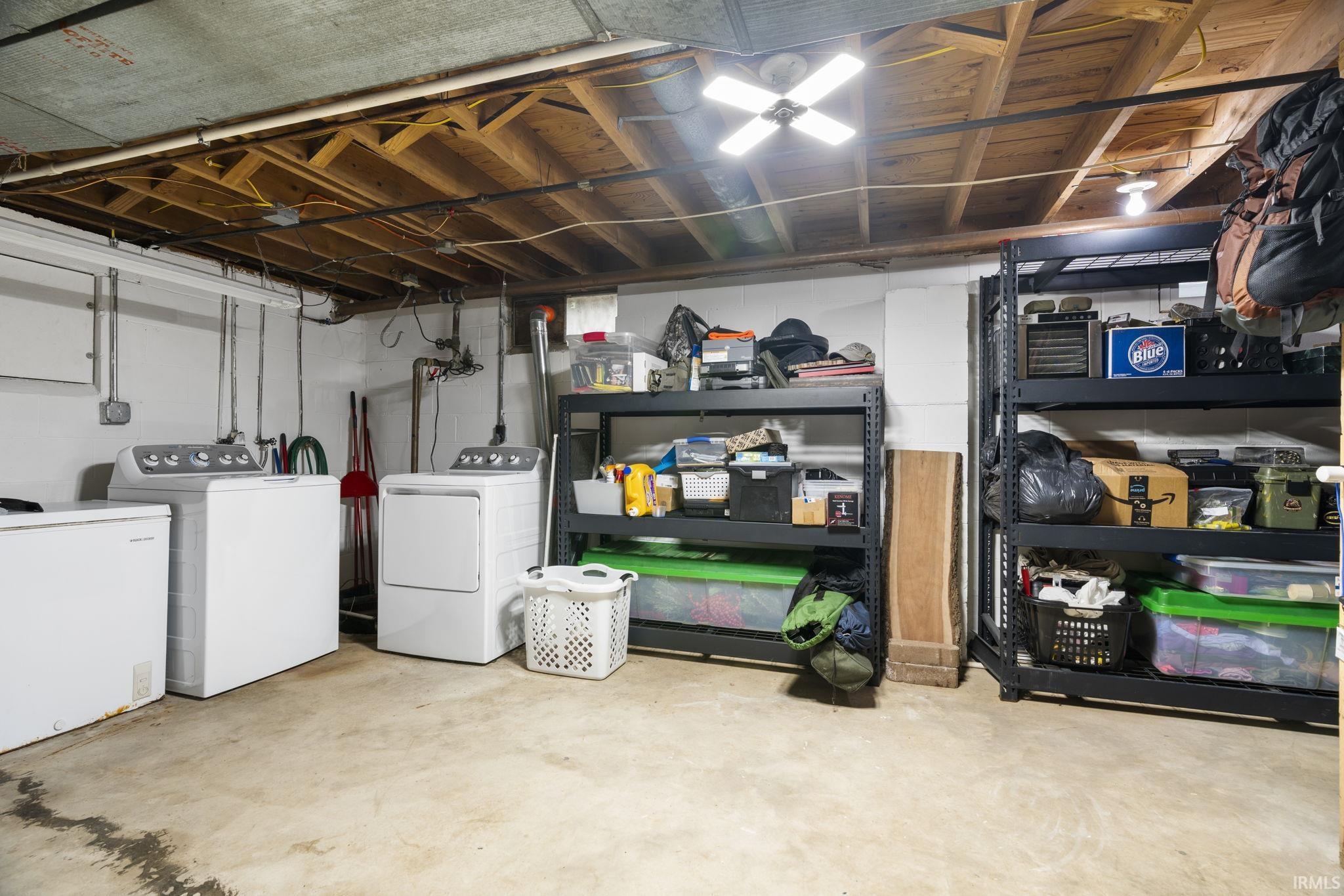 3299 N 925 W