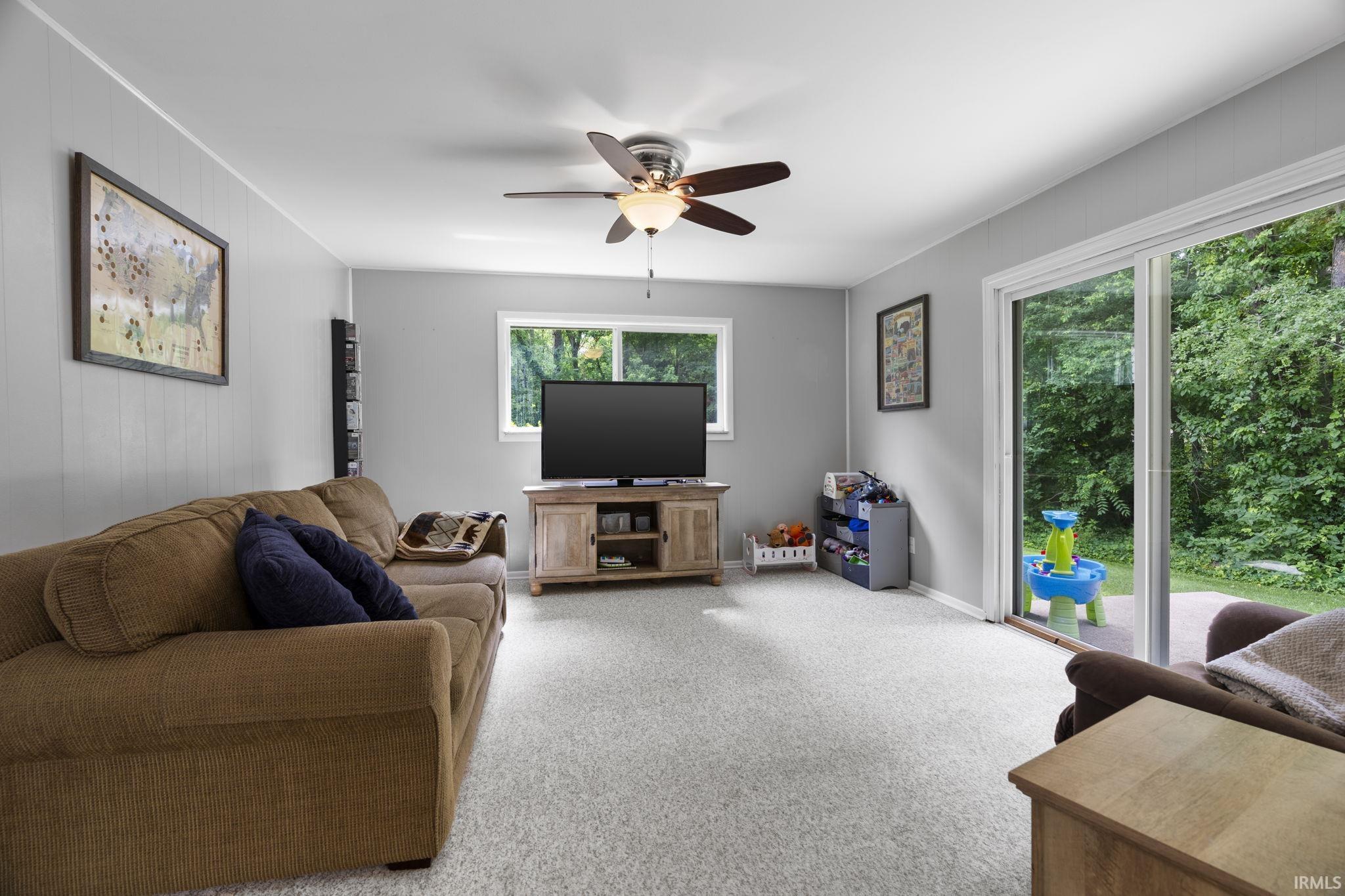 3299 N 925 W