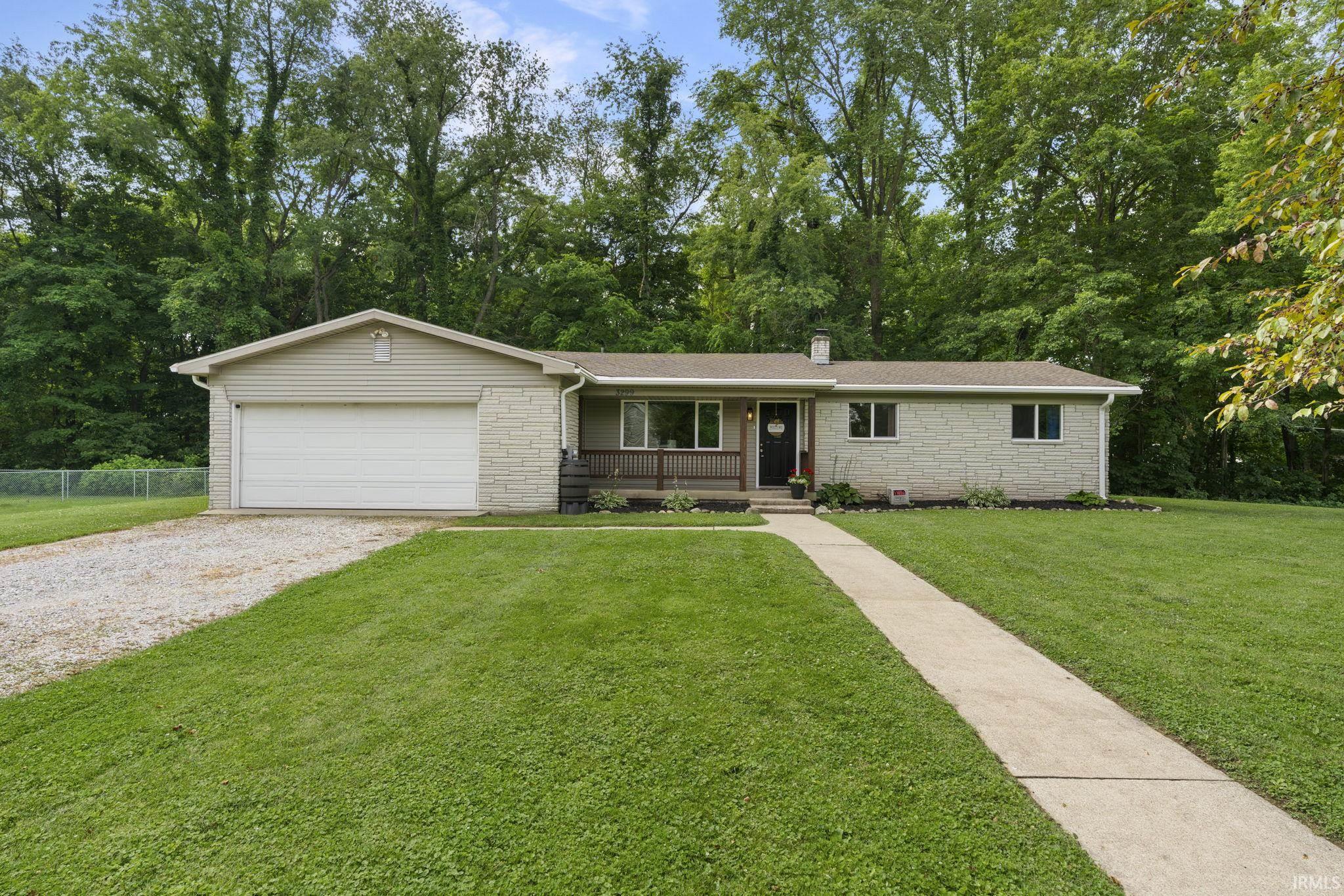 3299 N 925 W