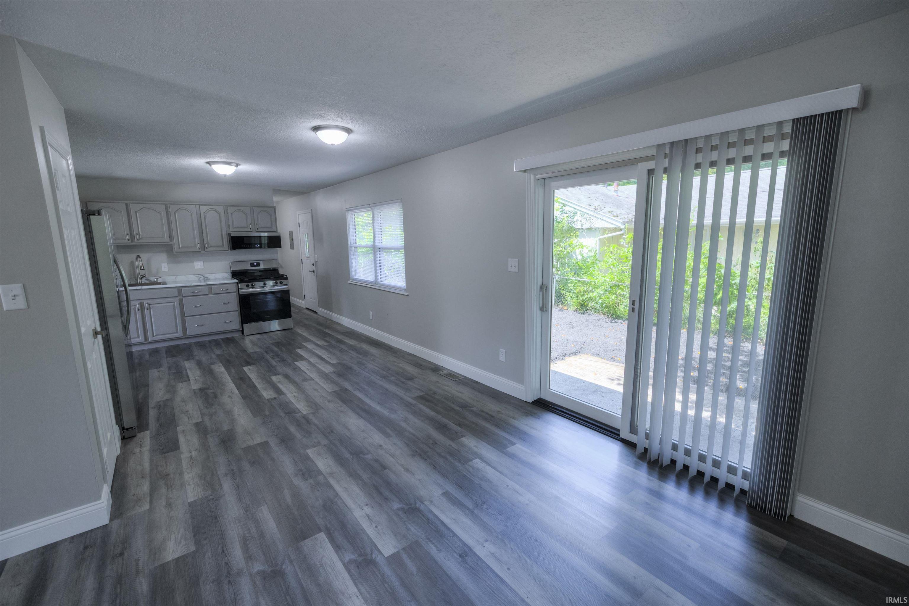 104 Creekview Drive