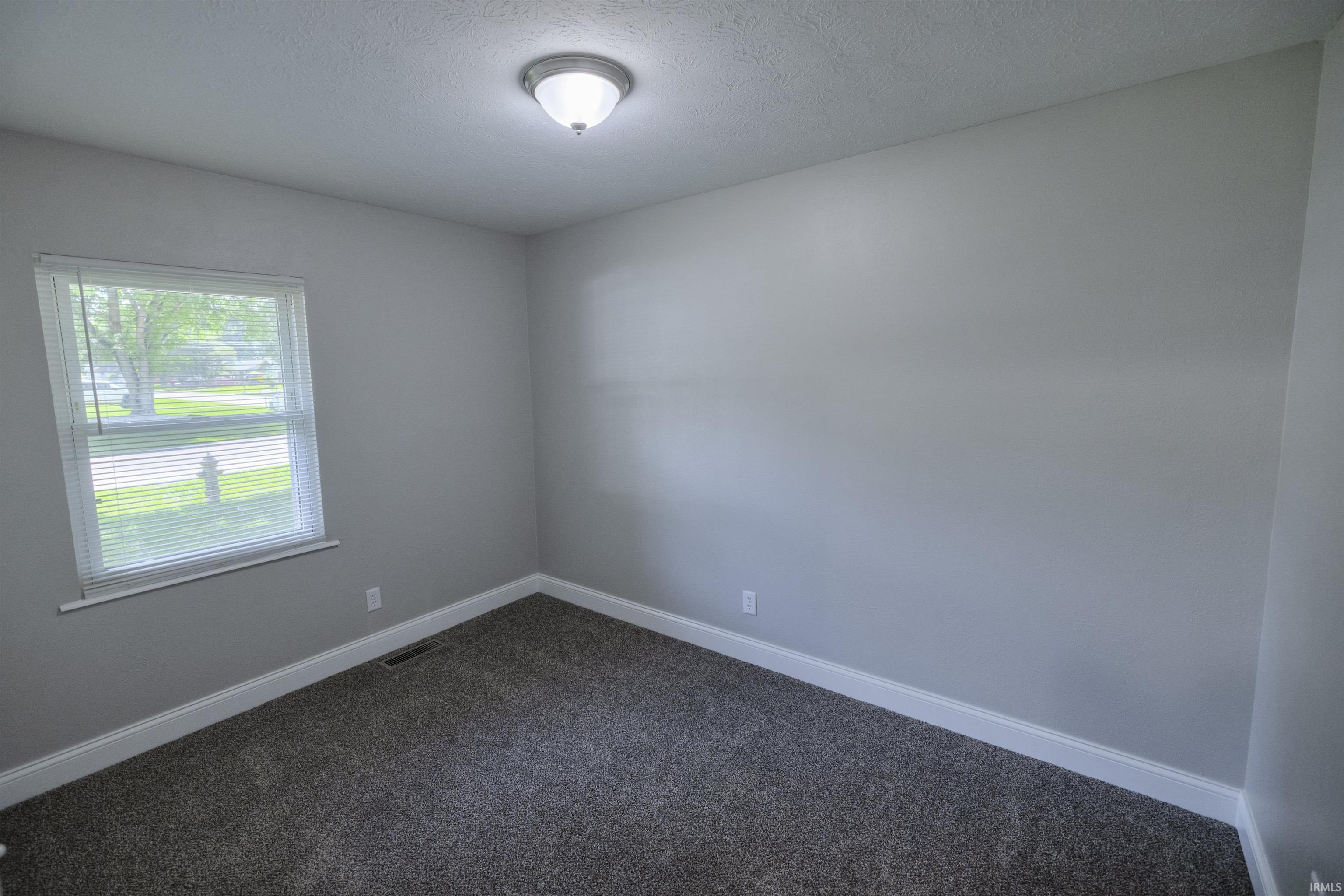 104 Creekview Drive