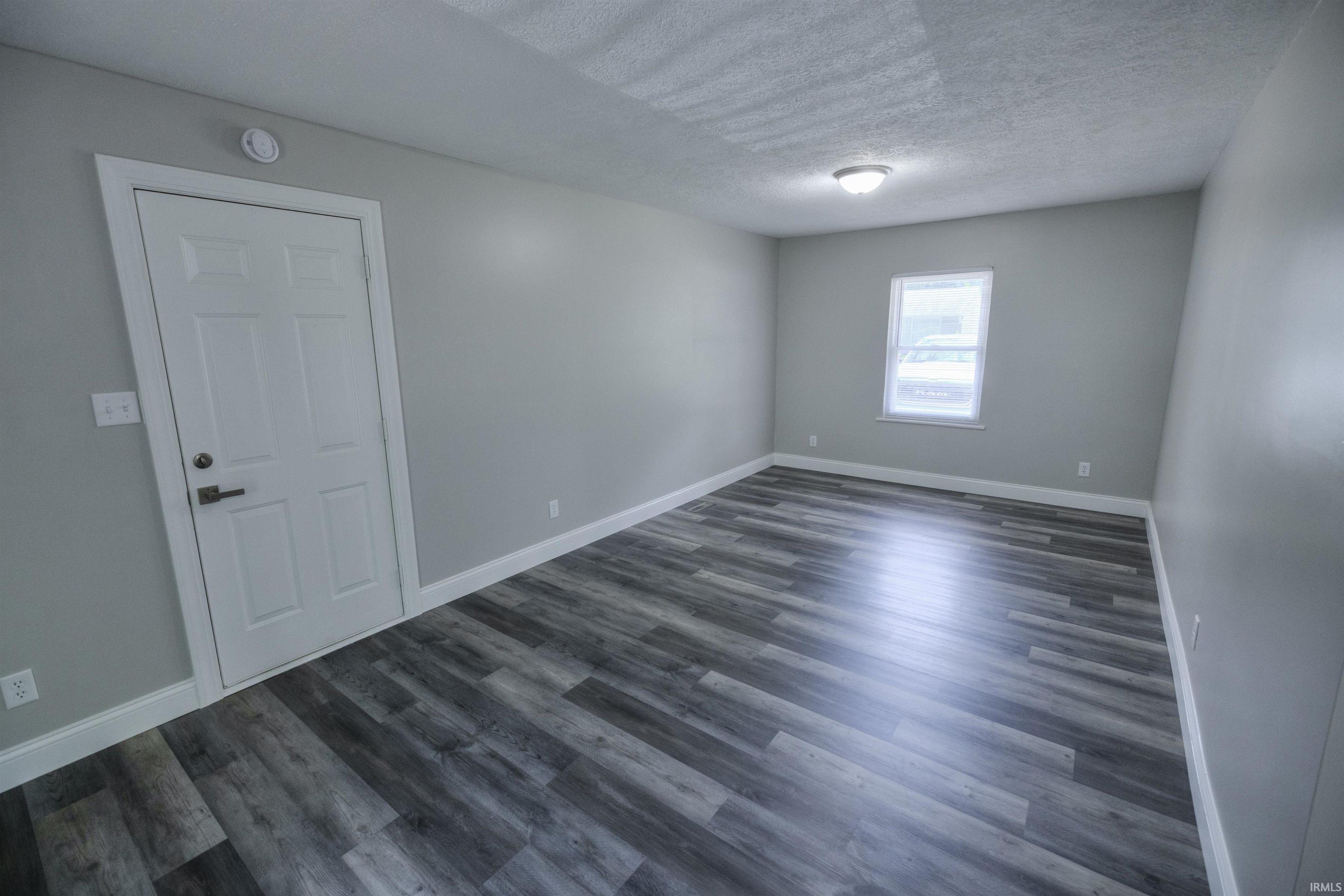 104 Creekview Drive