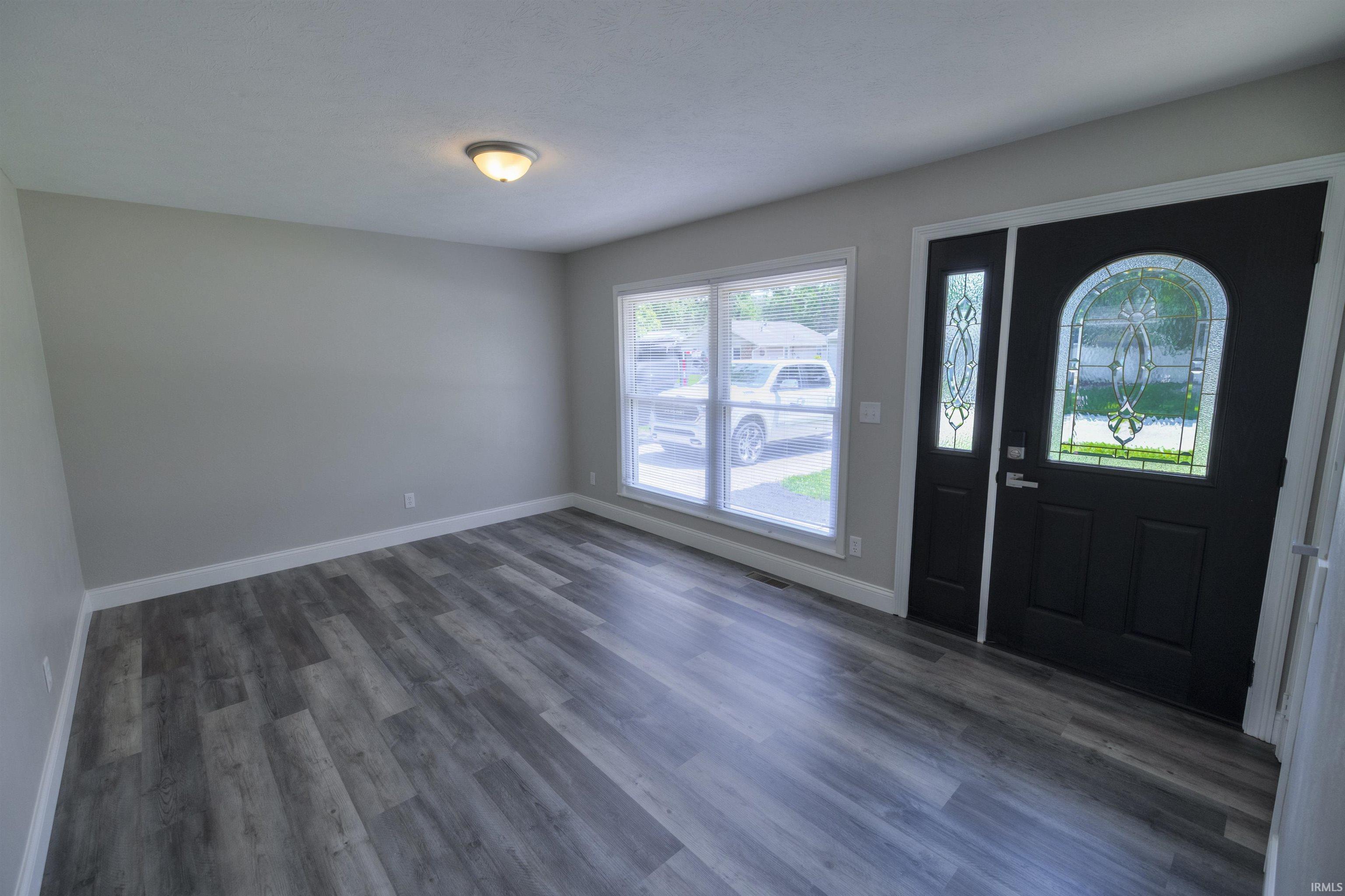104 Creekview Drive