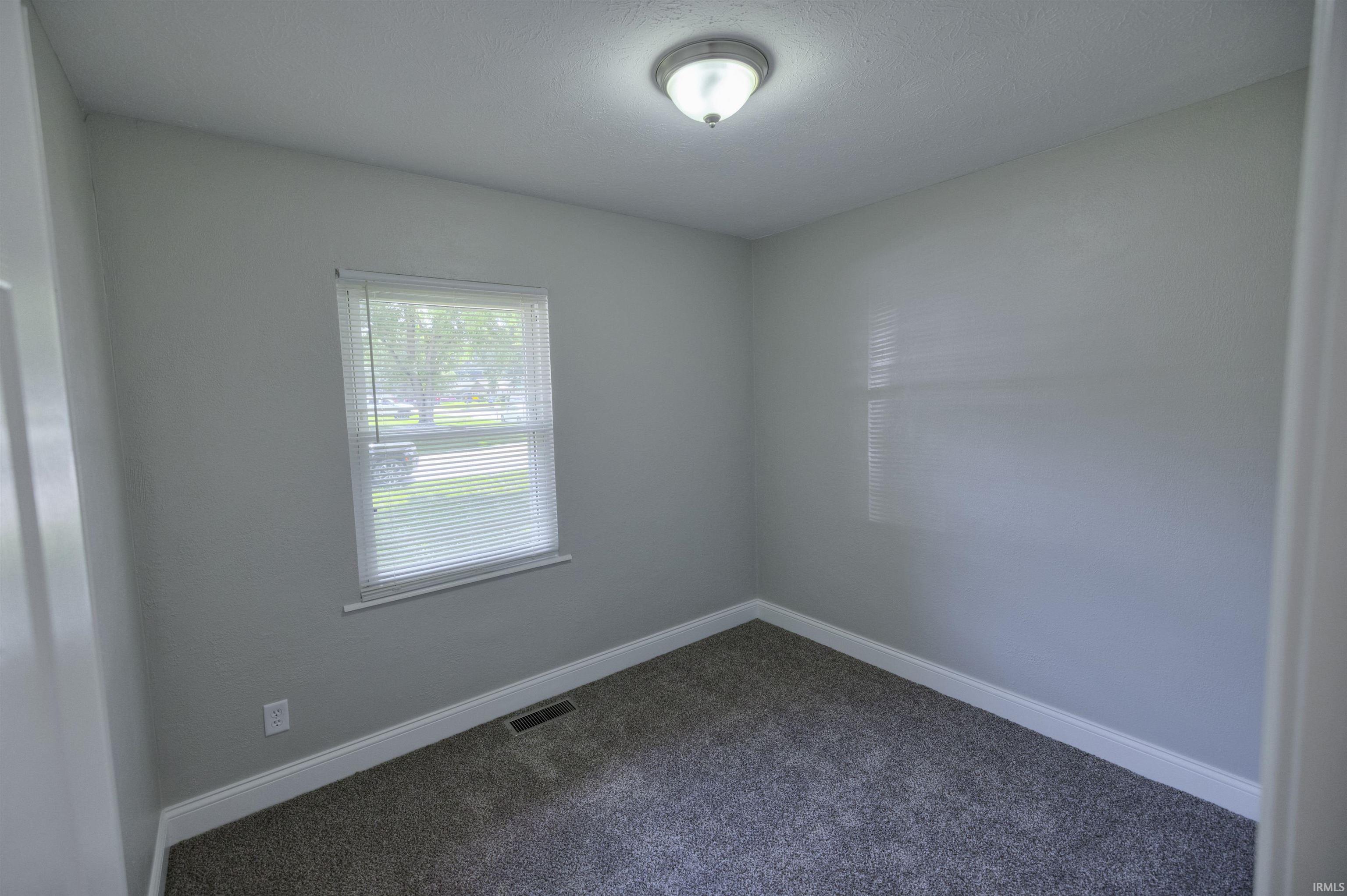 104 Creekview Drive