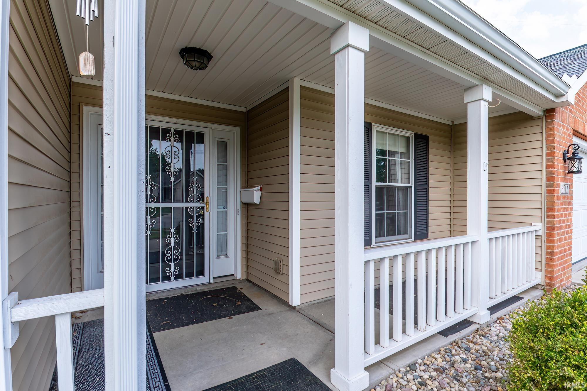 6712 Creekwood Lane