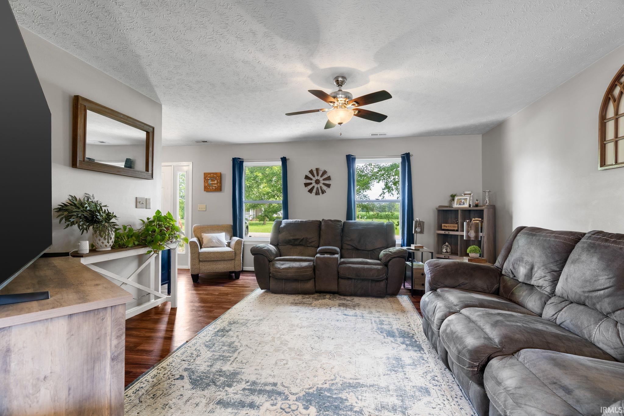 5308 E Chandler Drive