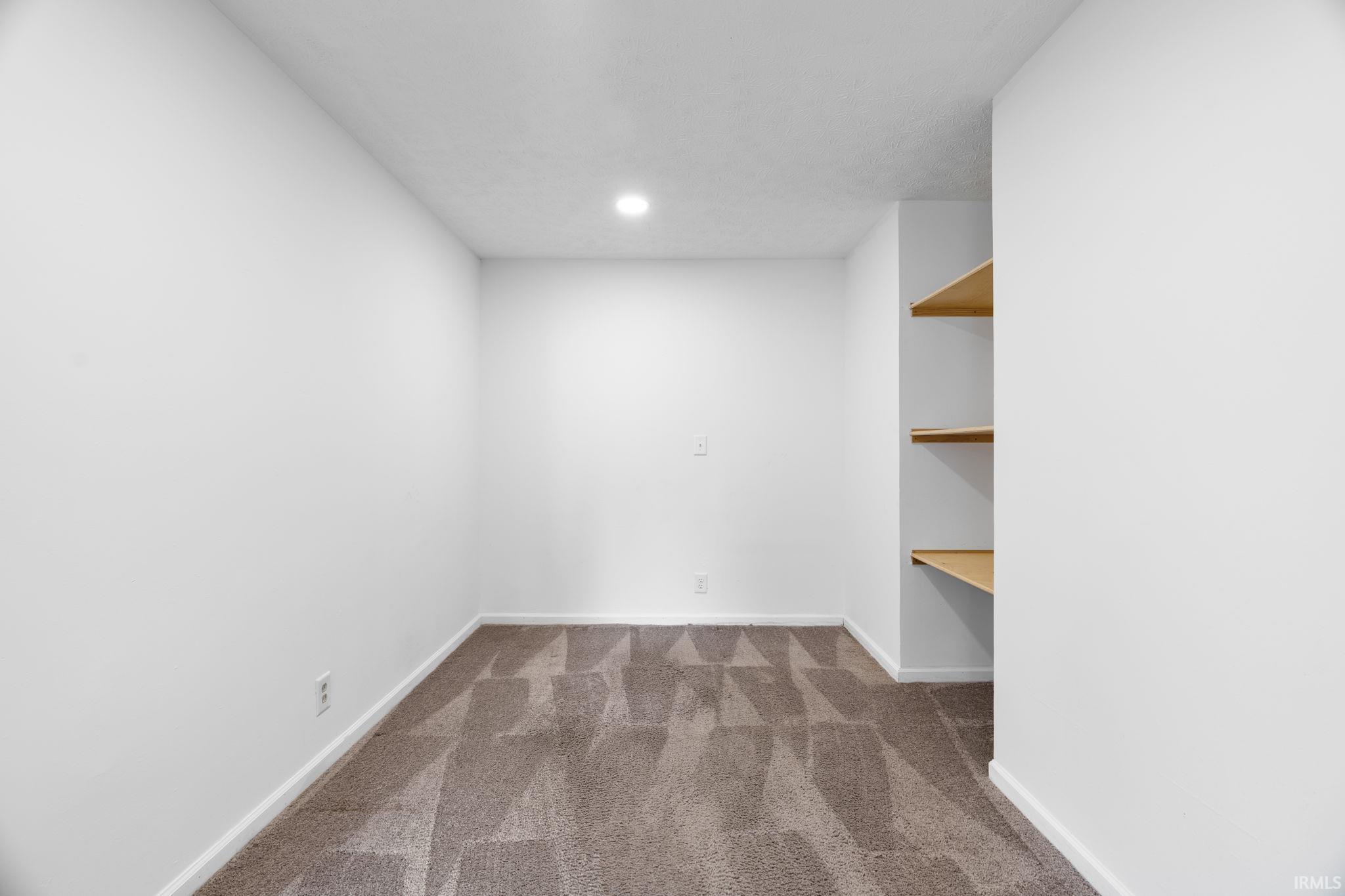 1701 Teal Road
