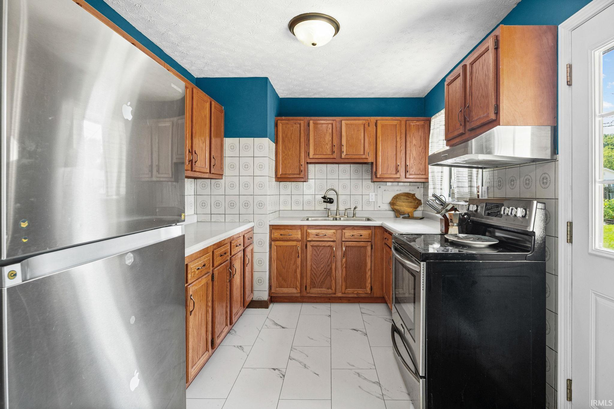 1009 Rochelle Drive
