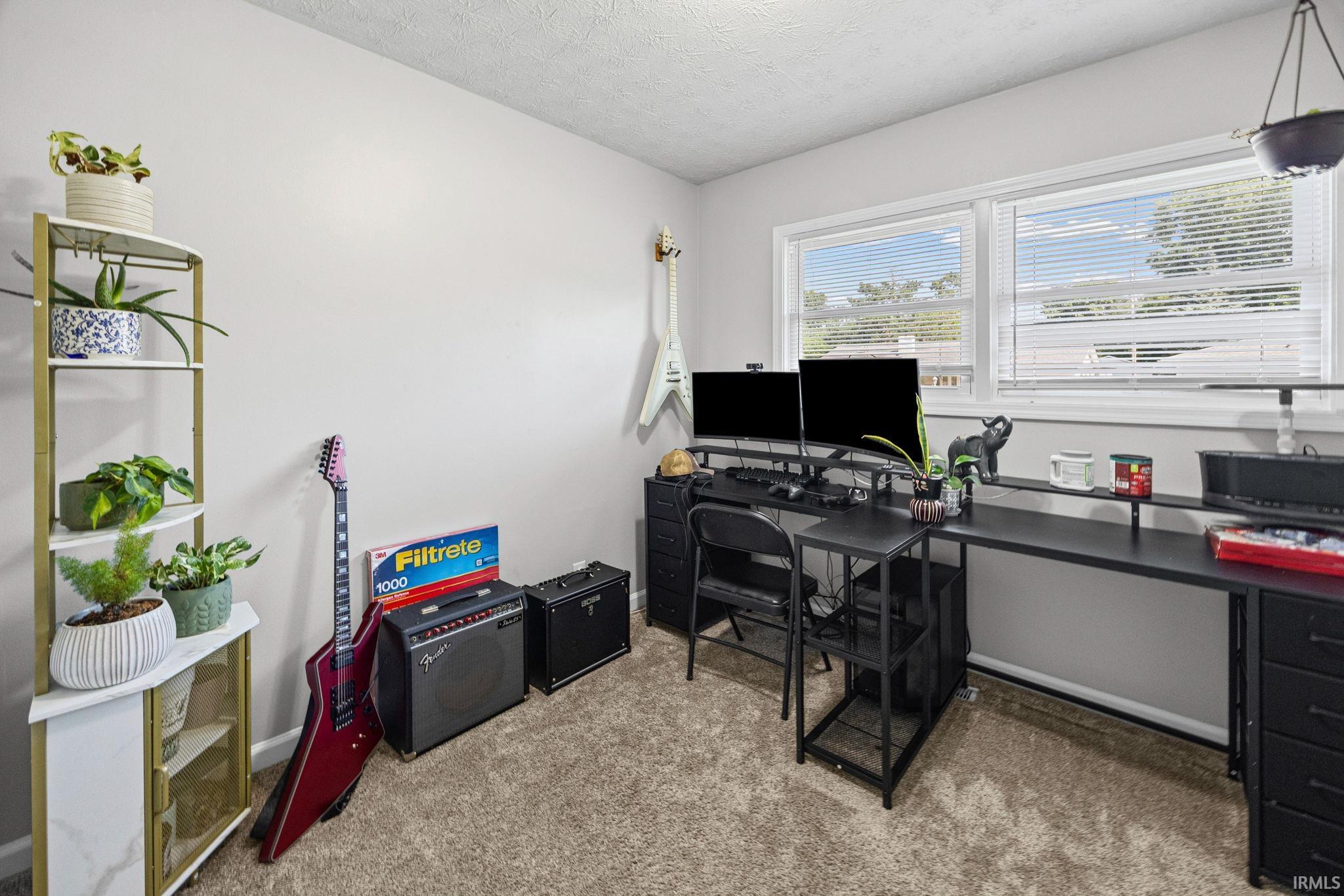 1009 Rochelle Drive