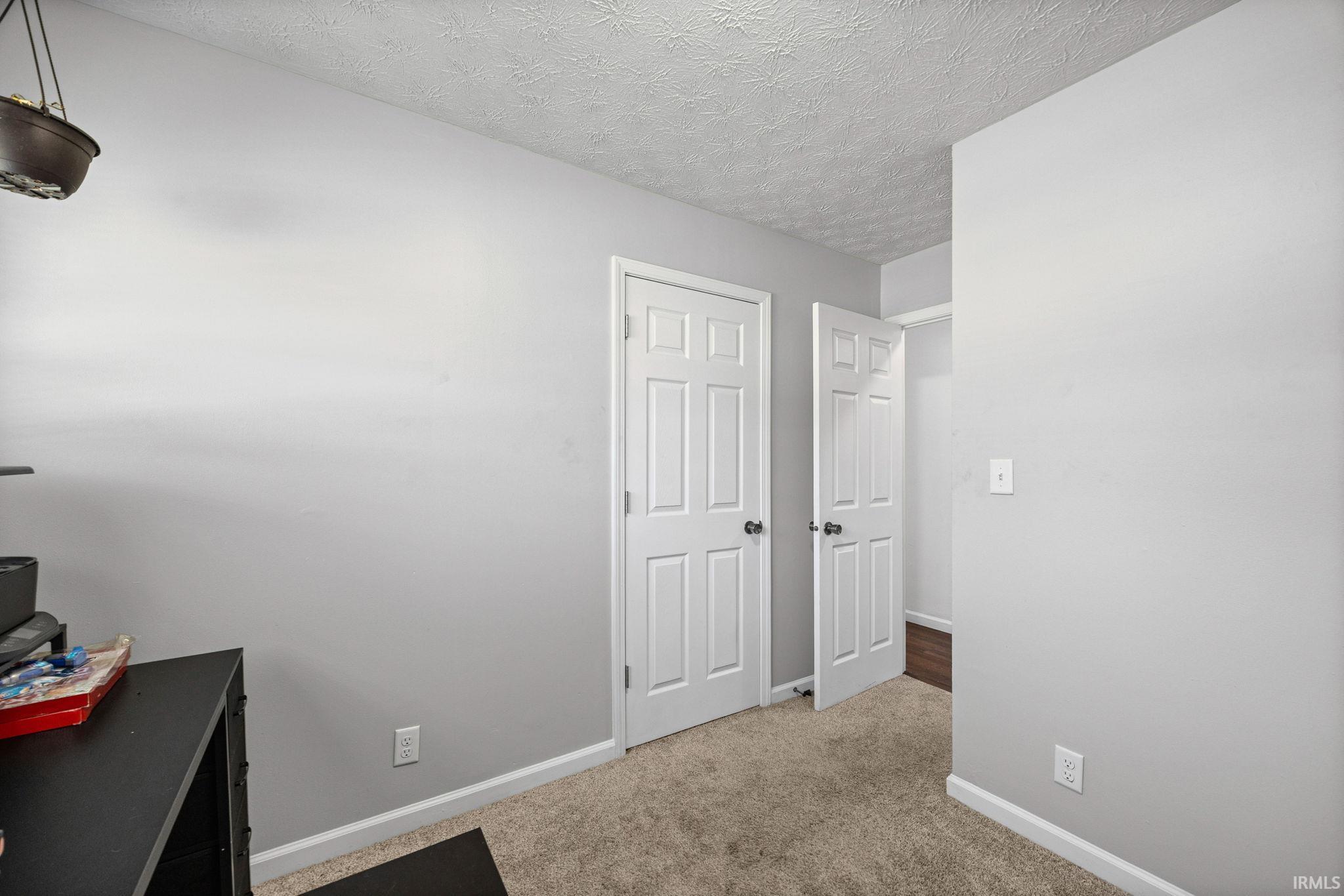 1009 Rochelle Drive