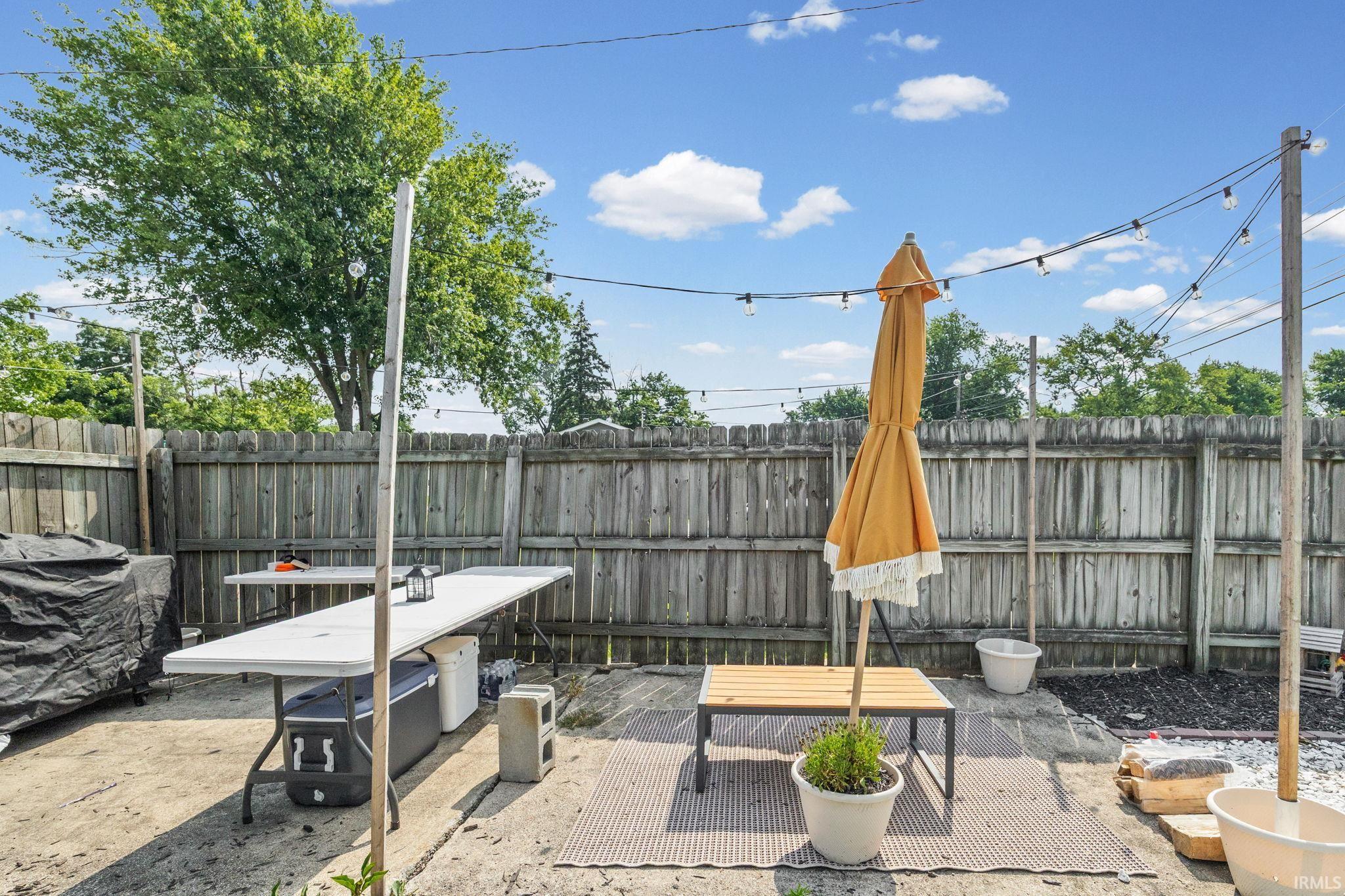 1009 Rochelle Drive