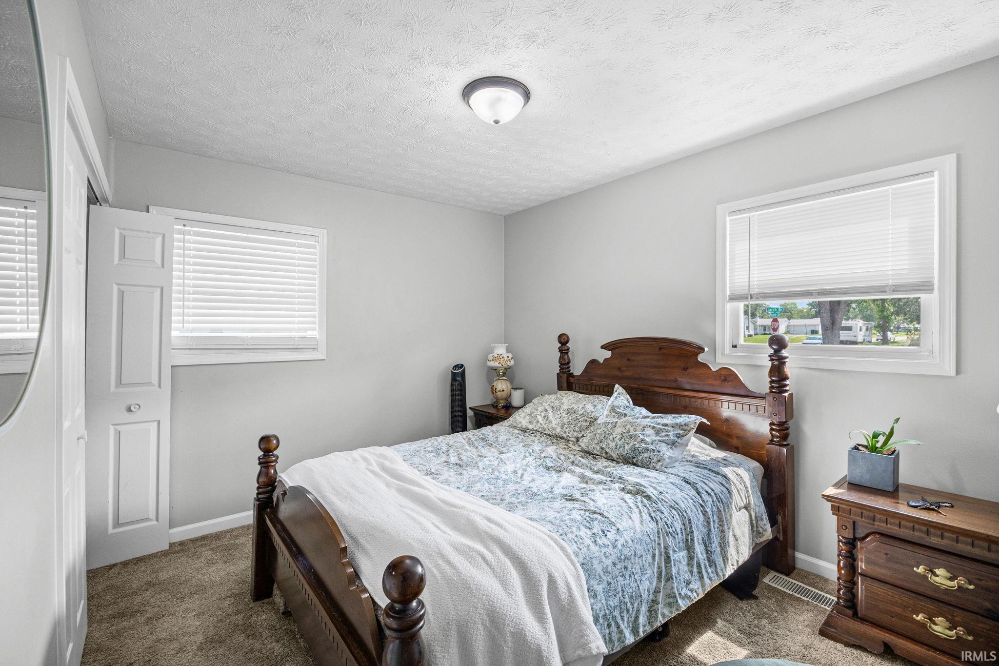 1009 Rochelle Drive
