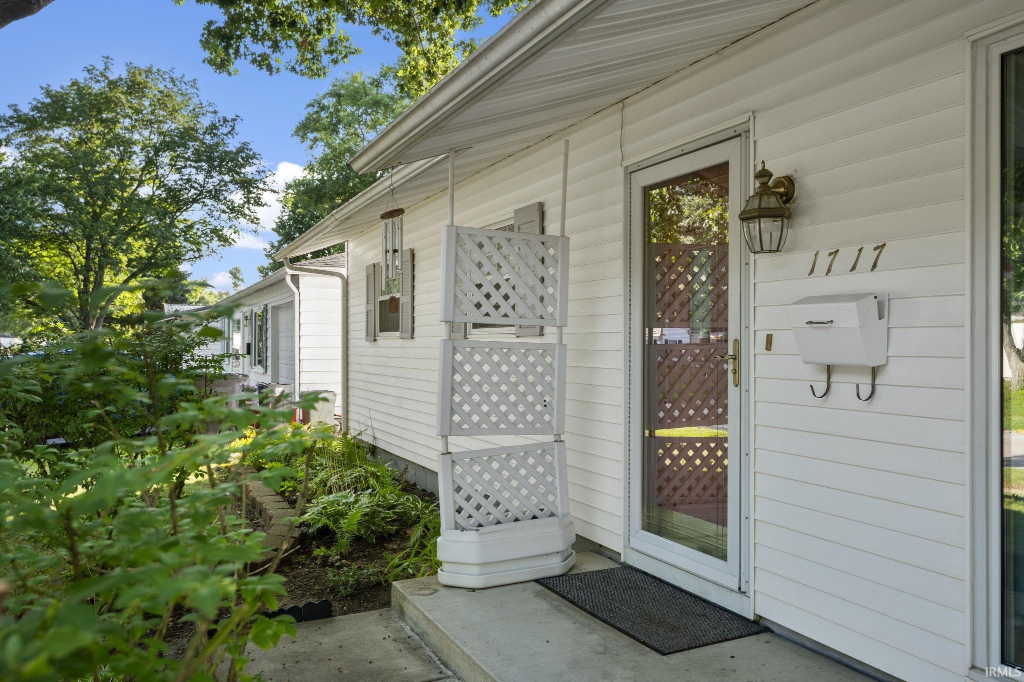 1717 Arlington Road